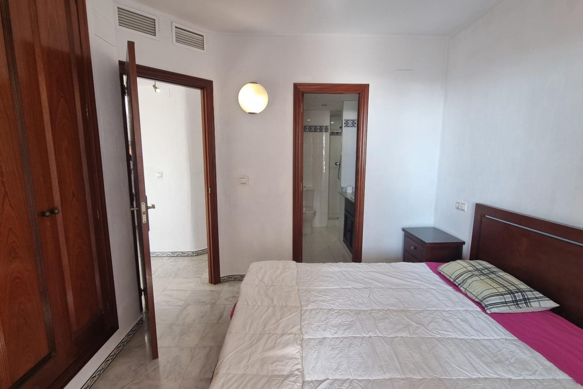 Resale - Apartment  - Torrevieja - Aldea del mar