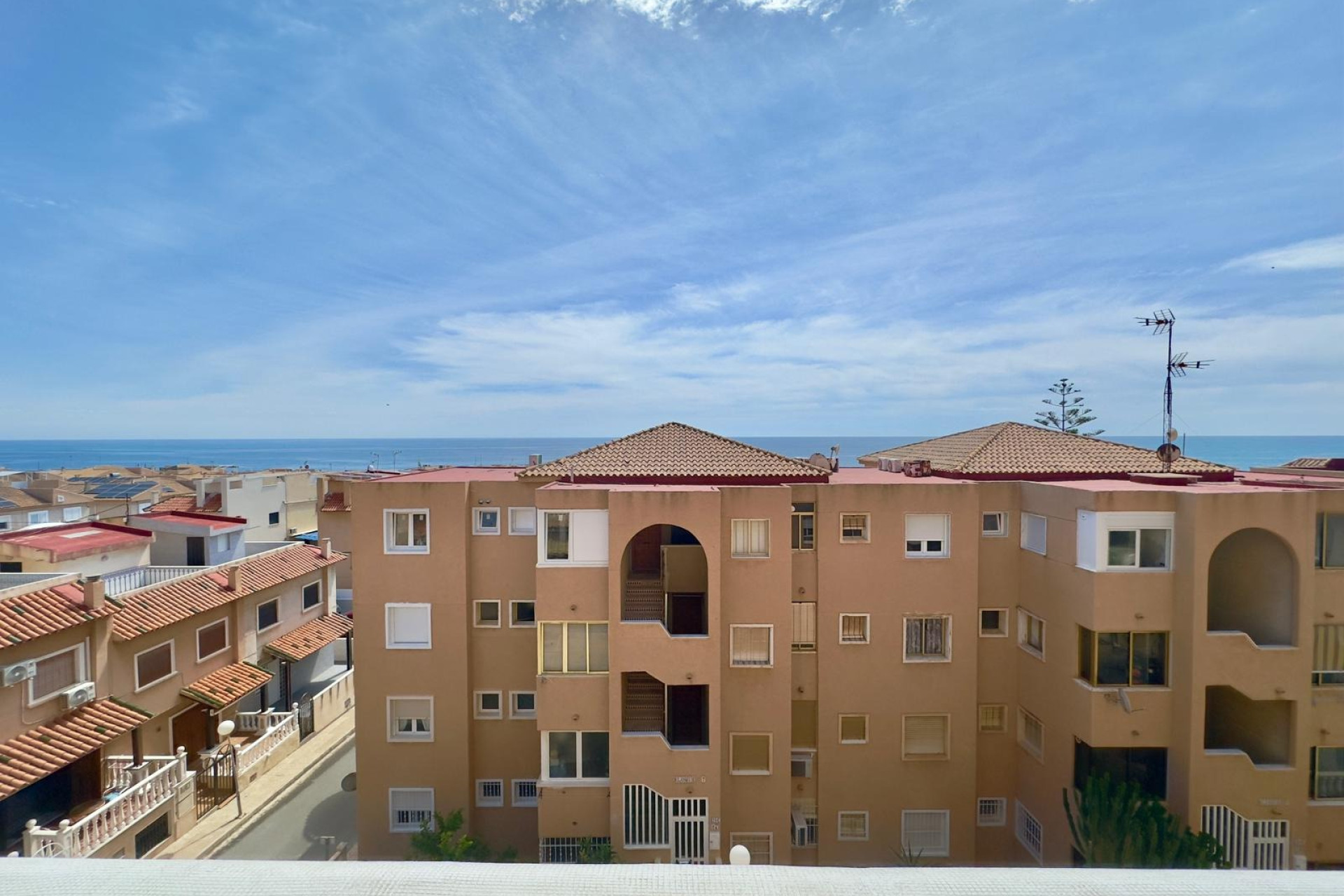 Resale - Apartment  - Torrevieja - Cabo cervera