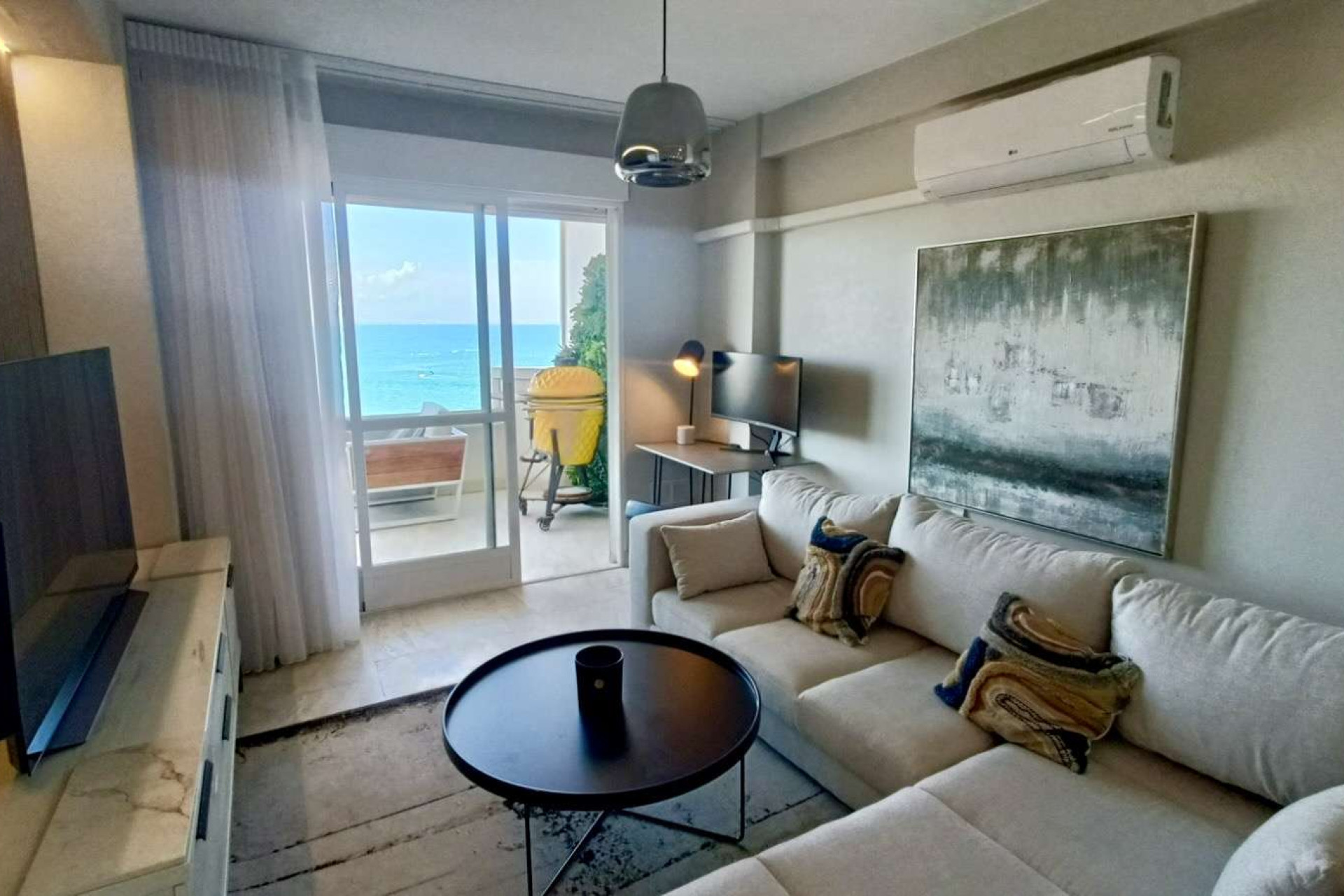 Resale - Apartment  - Torrevieja - Cabo Cervera