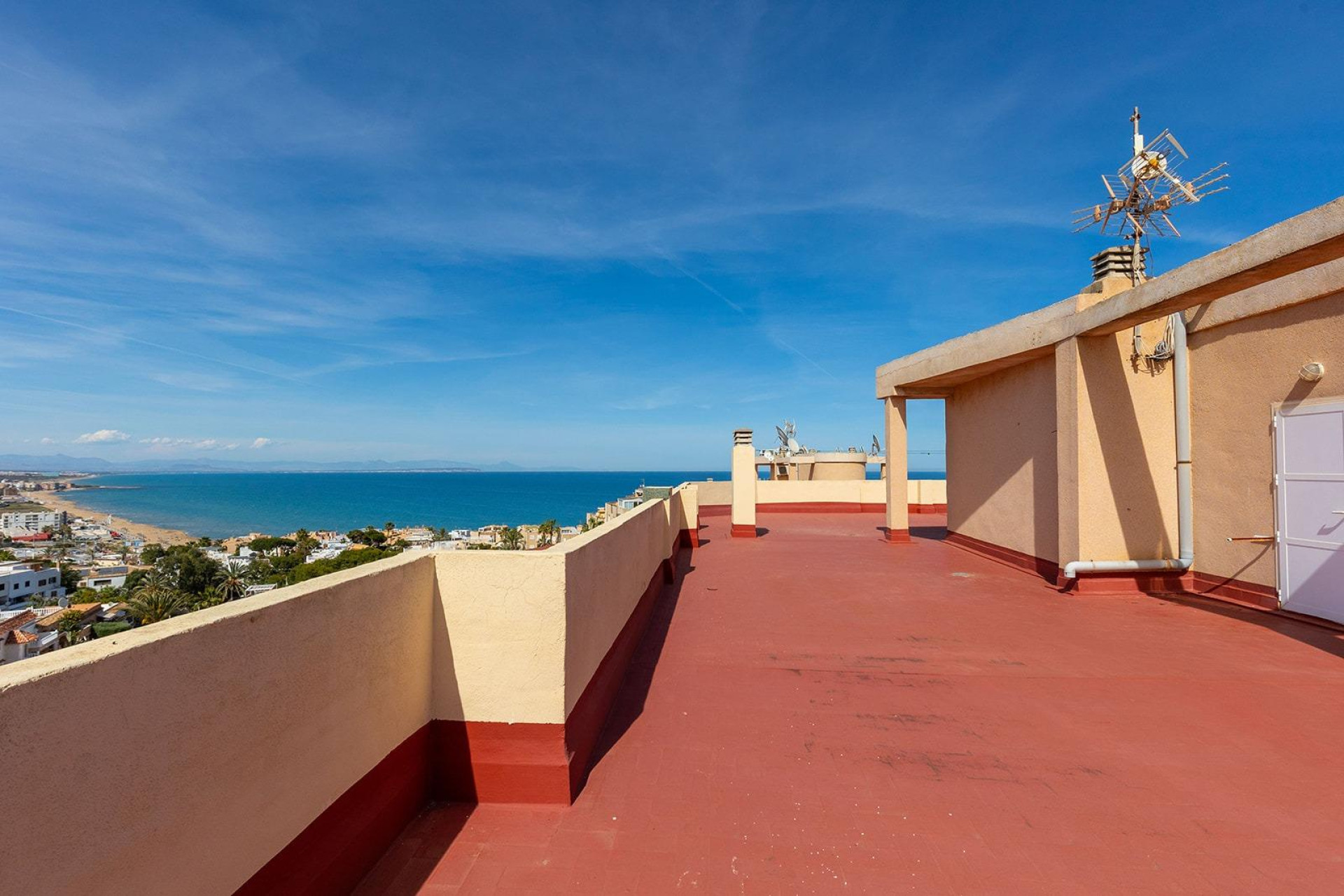 Resale - Apartment  - Torrevieja - Cabo cervera