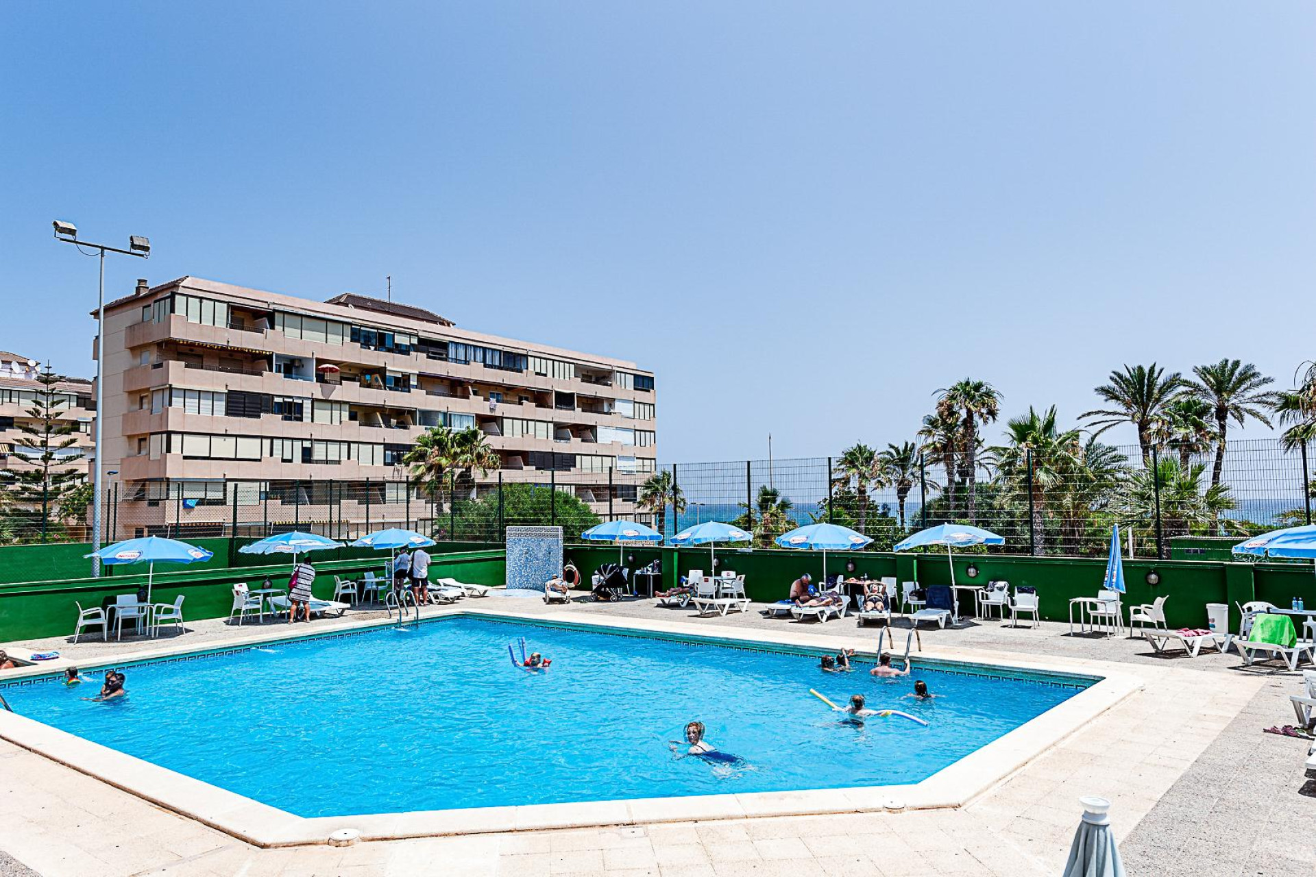 Resale - Apartment  - Torrevieja - Cabo cervera