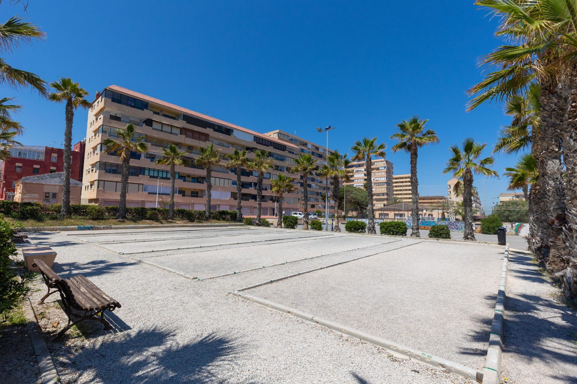 Resale - Apartment  - Torrevieja - Cabo cervera