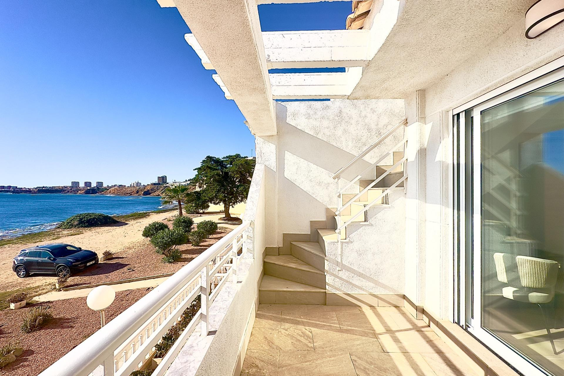 Resale - Apartment  - Torrevieja - Cabo cervera