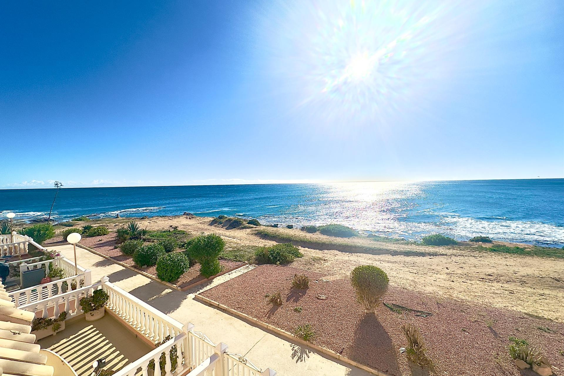 Resale - Apartment  - Torrevieja - Cabo cervera