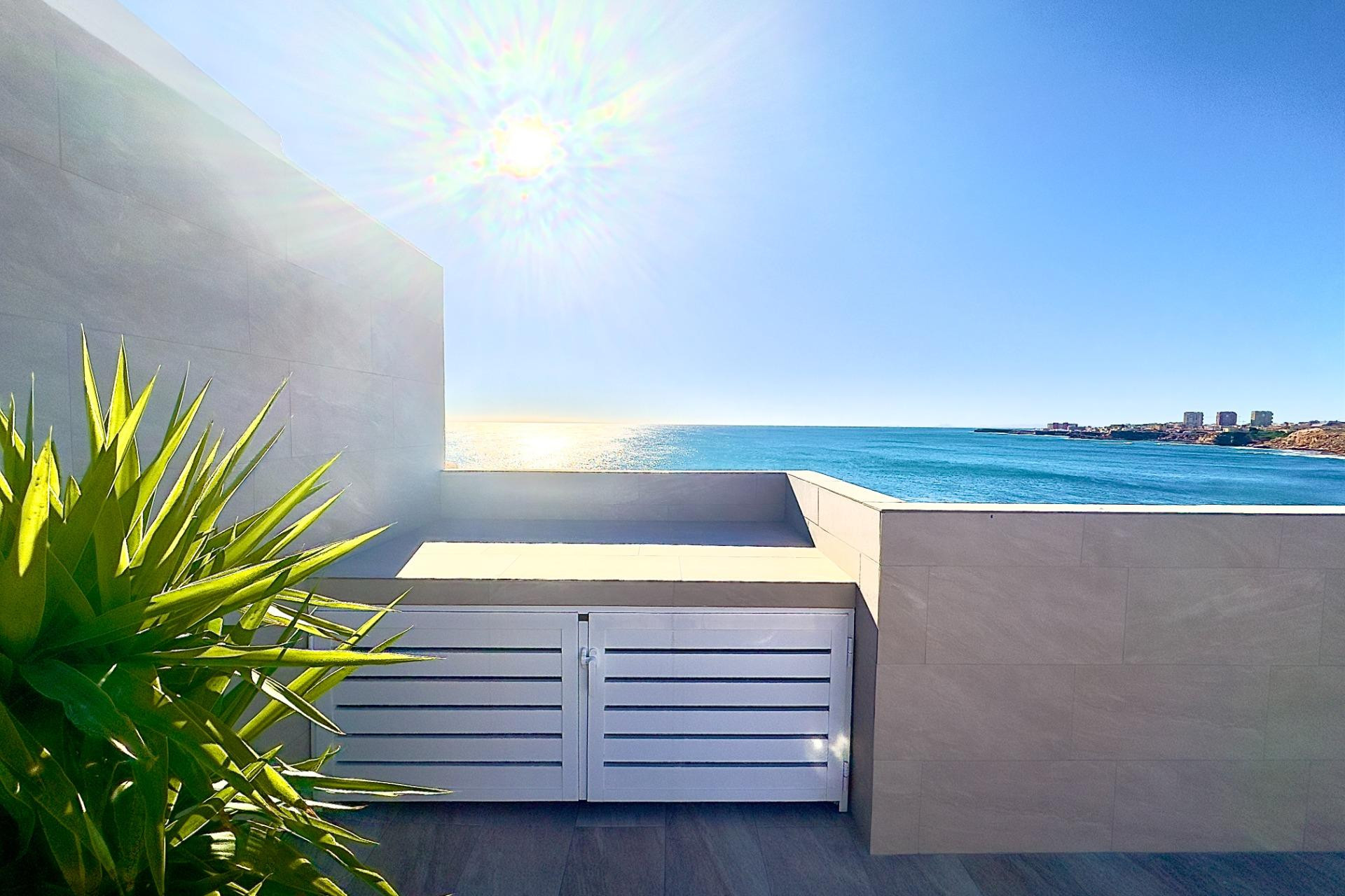 Resale - Apartment  - Torrevieja - Cabo cervera