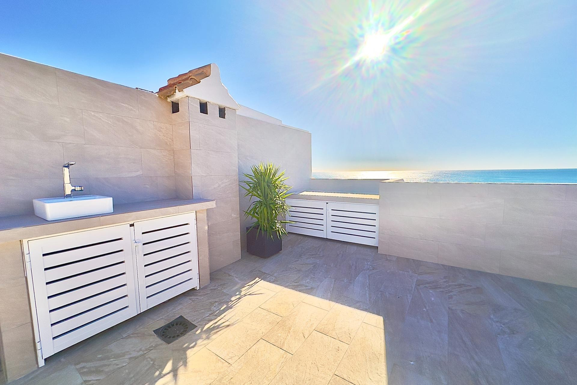 Resale - Apartment  - Torrevieja - Cabo cervera