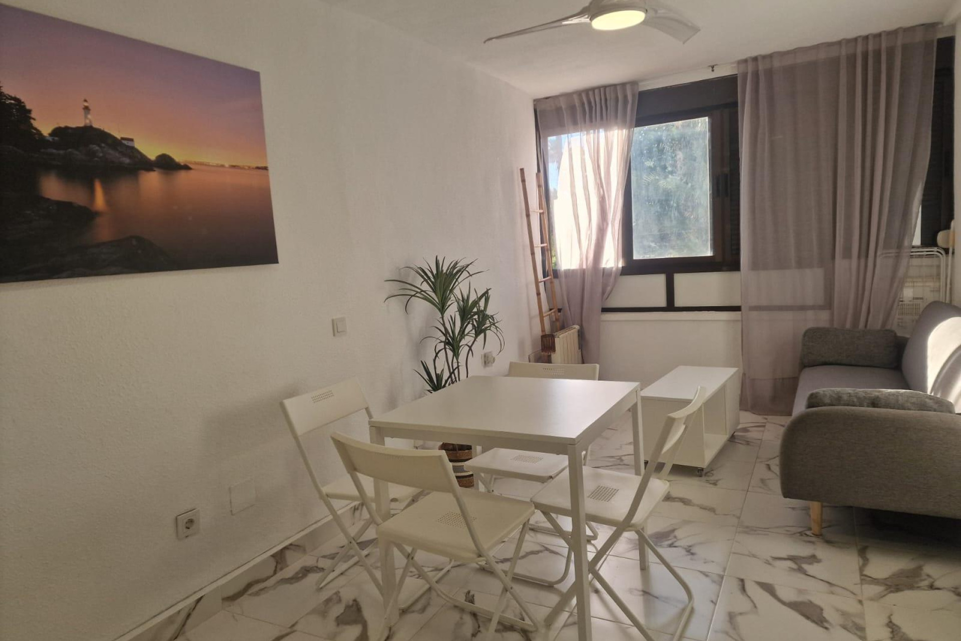 Resale - Apartment  - Torrevieja - Cabo cervera