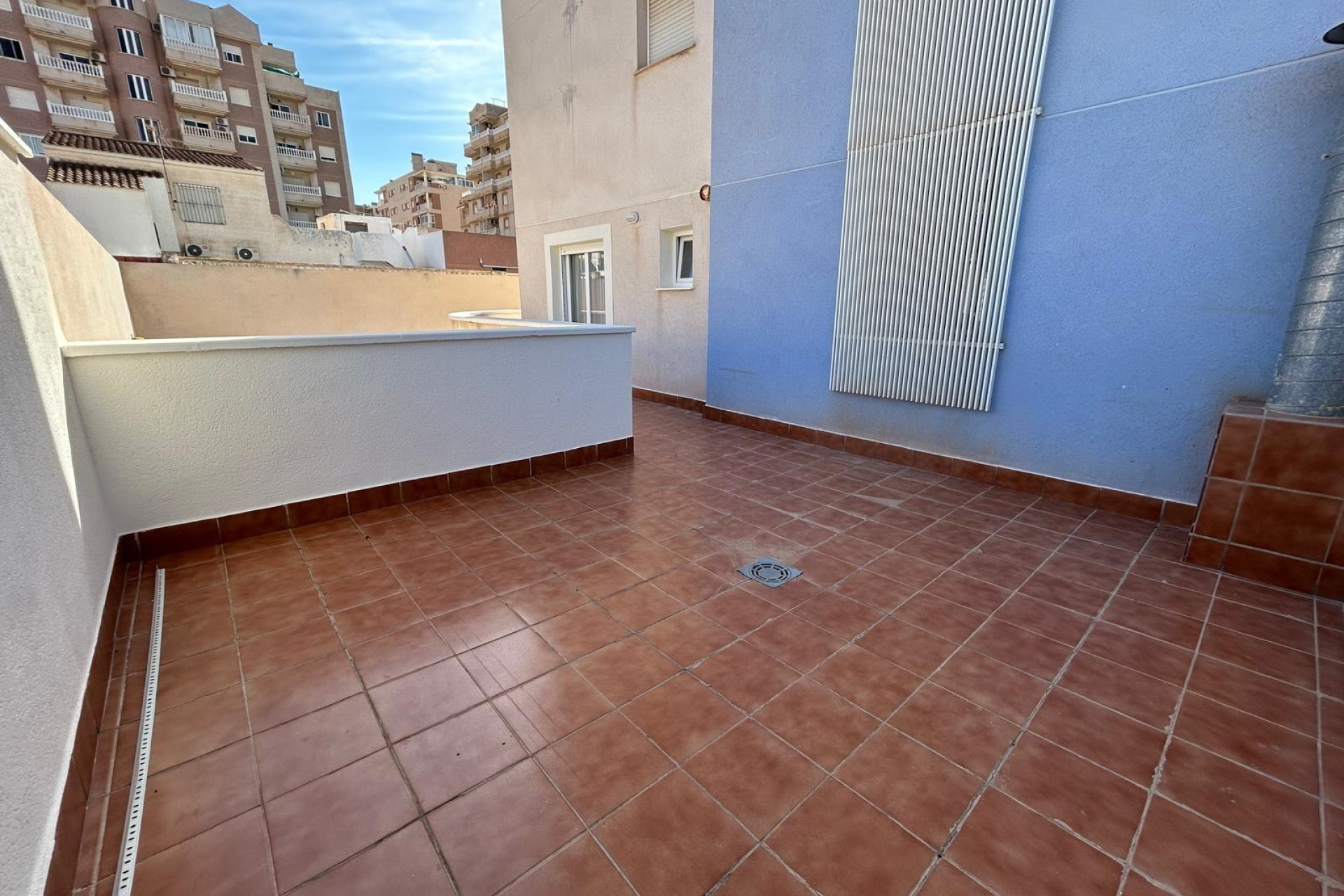 Resale - Apartment  - Torrevieja - Calas blanca