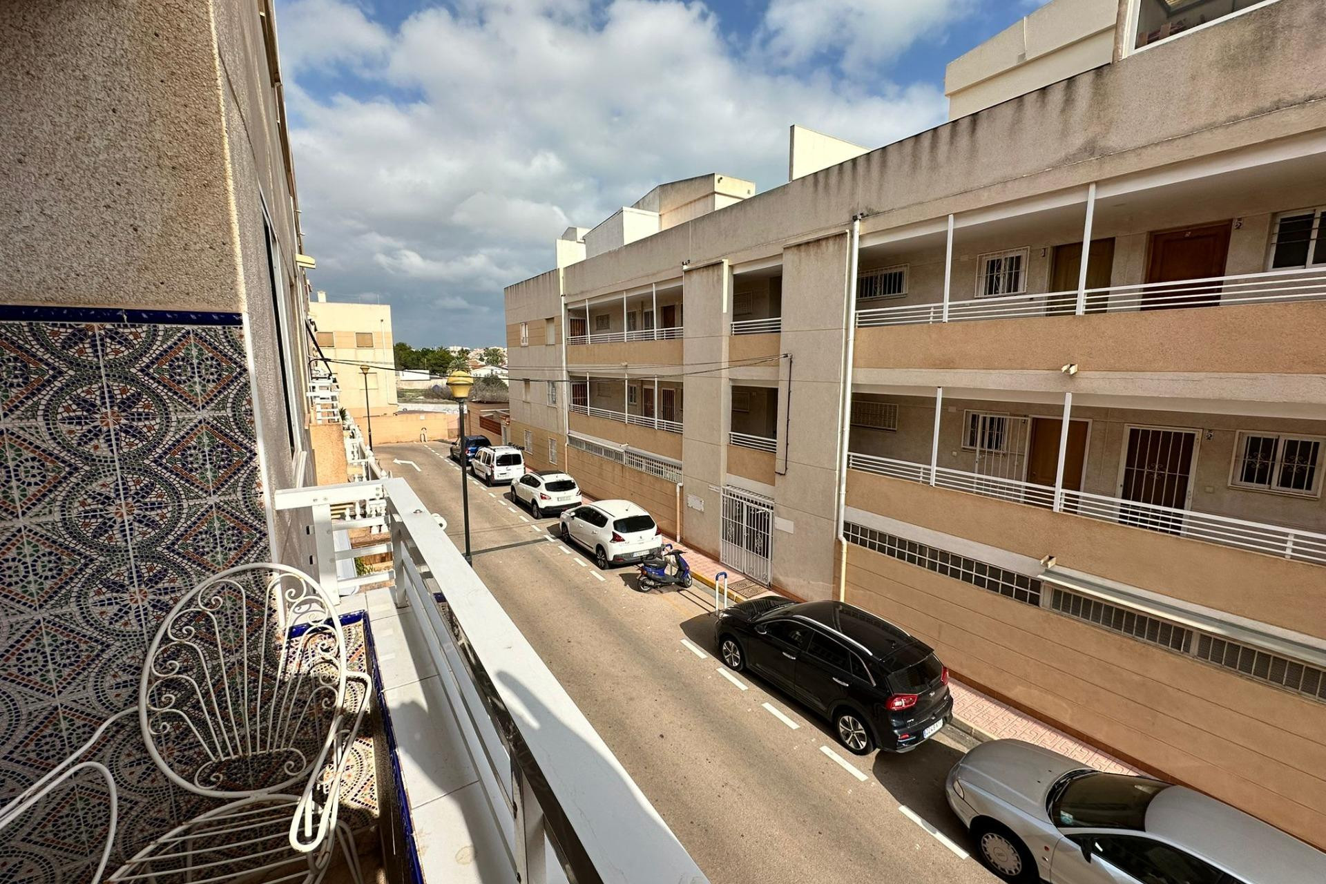 Resale - Apartment  - Torrevieja - Calas blanca