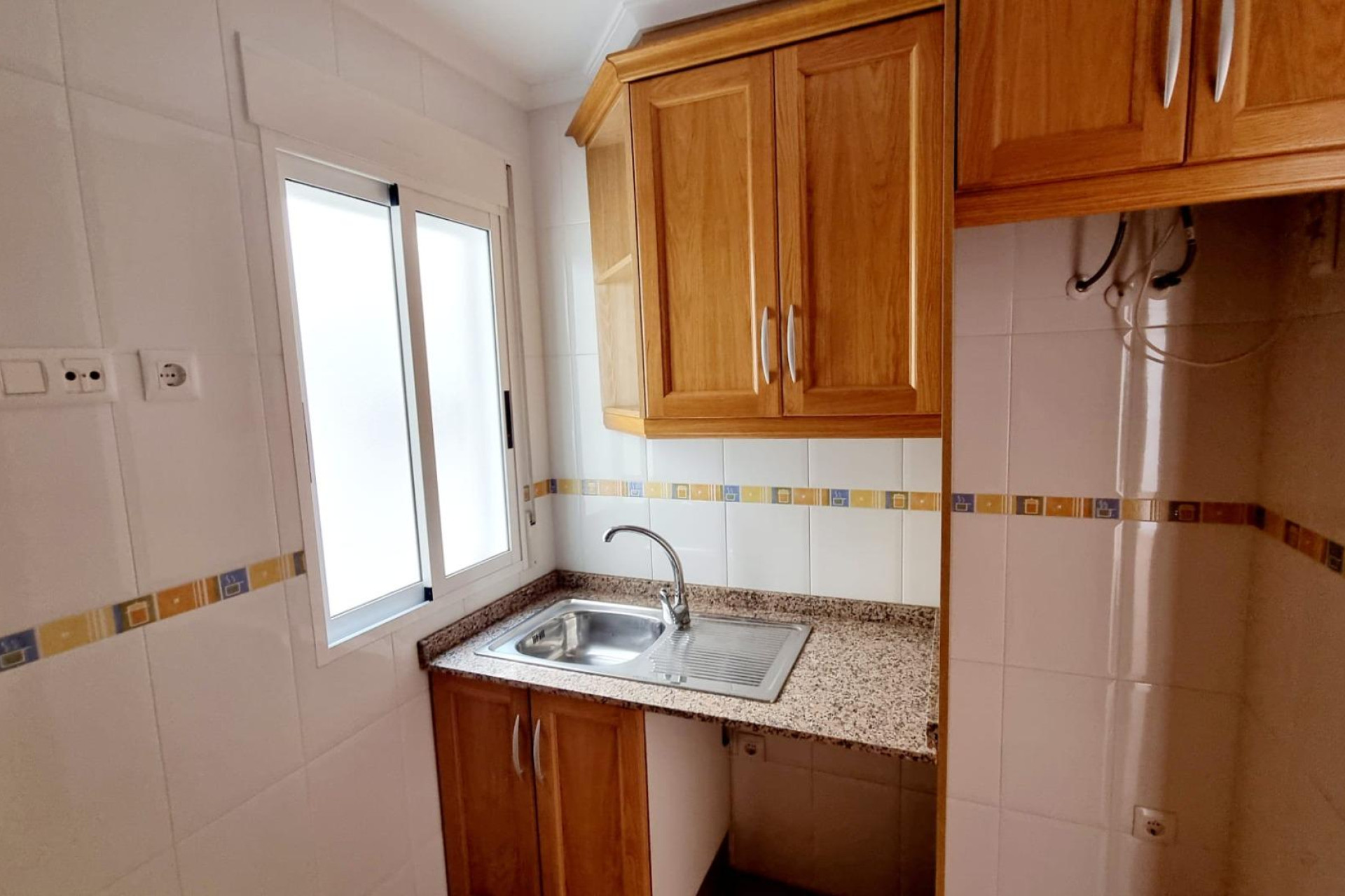 Resale - Apartment  - Torrevieja - Calas blanca