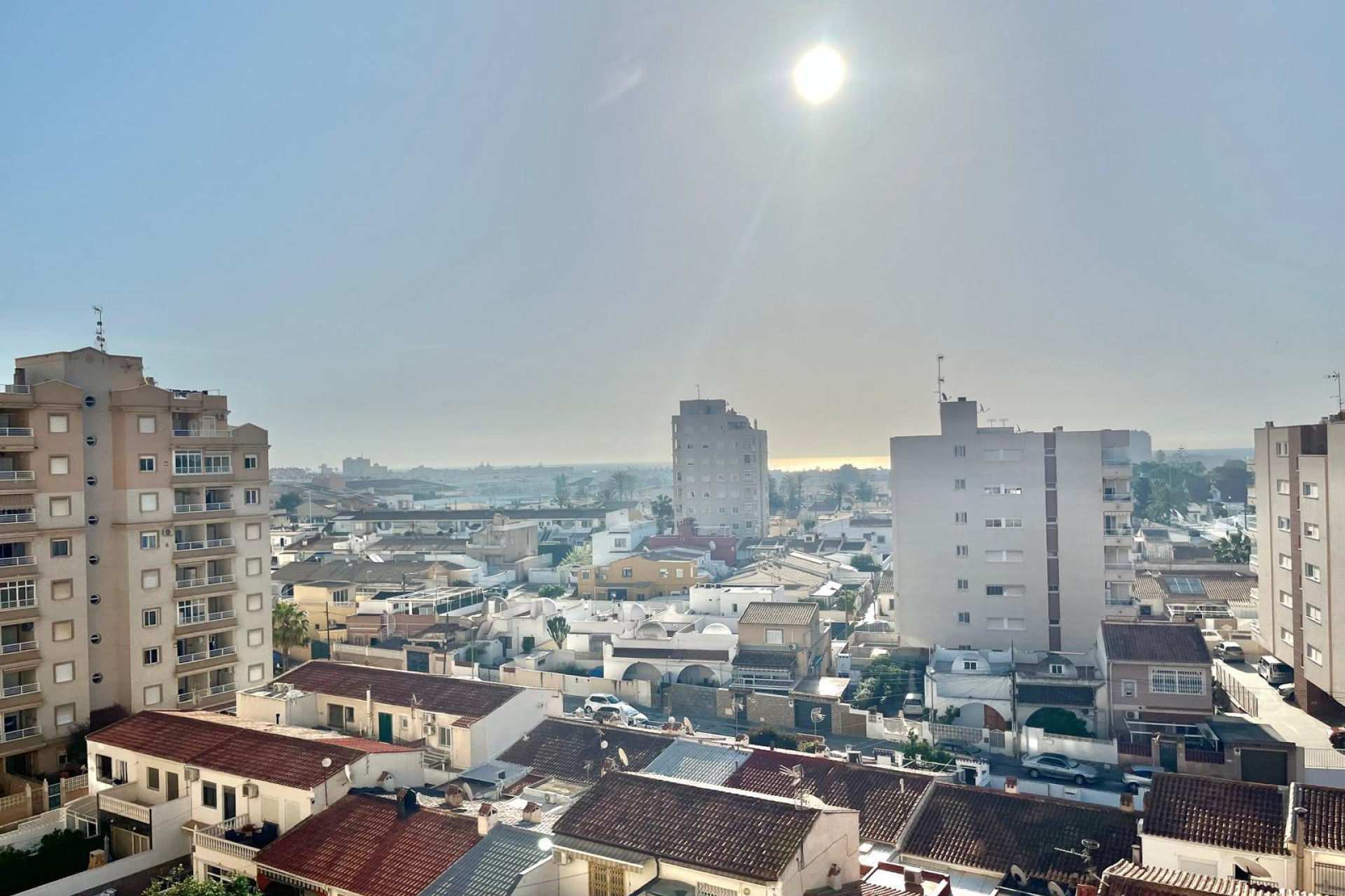 Resale - Apartment  - Torrevieja - Calas blanca