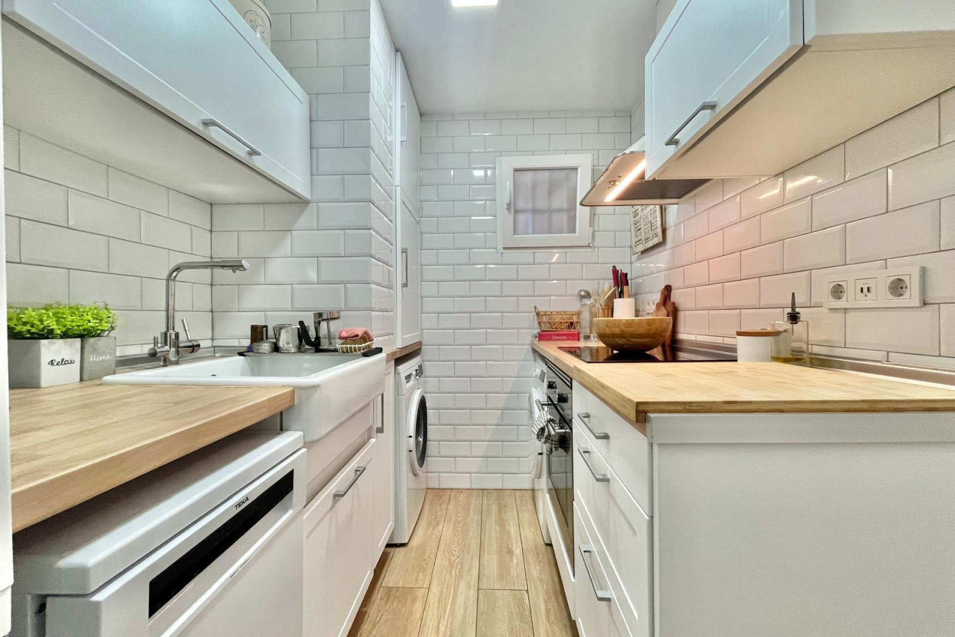 Resale - Apartment  - Torrevieja - Calas blanca