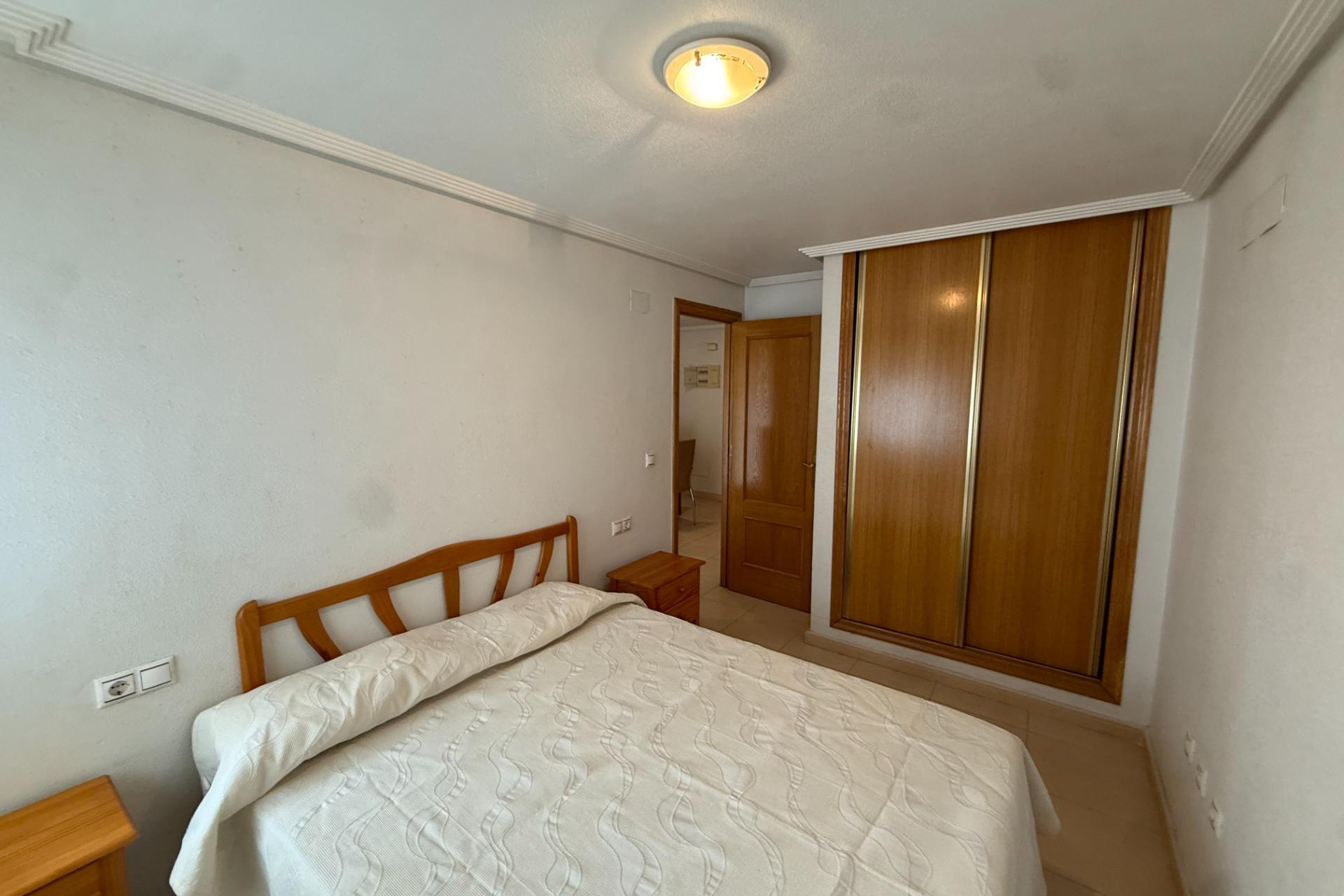 Resale - Apartment  - Torrevieja - Centro