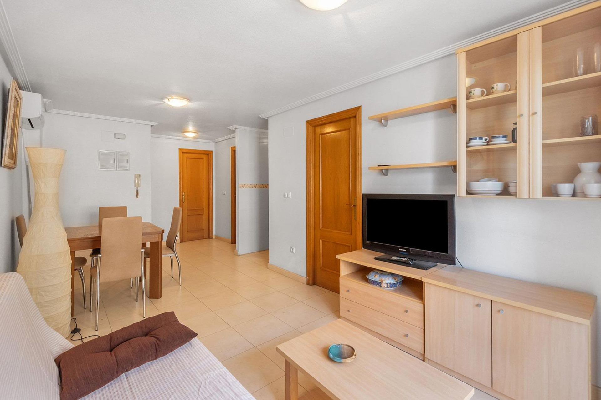 Resale - Apartment  - Torrevieja - Centro