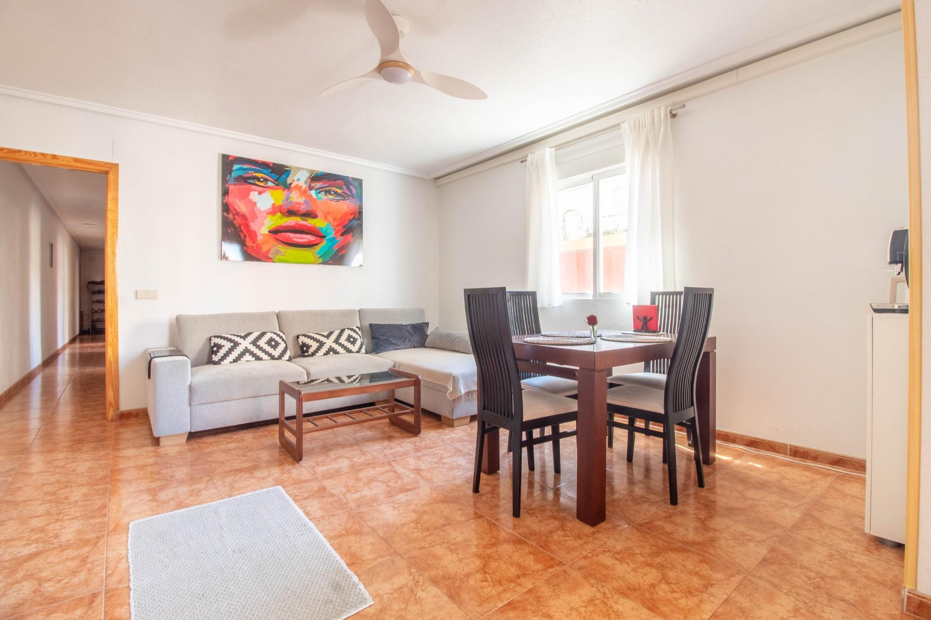 Resale - Apartment  - Torrevieja - Centro