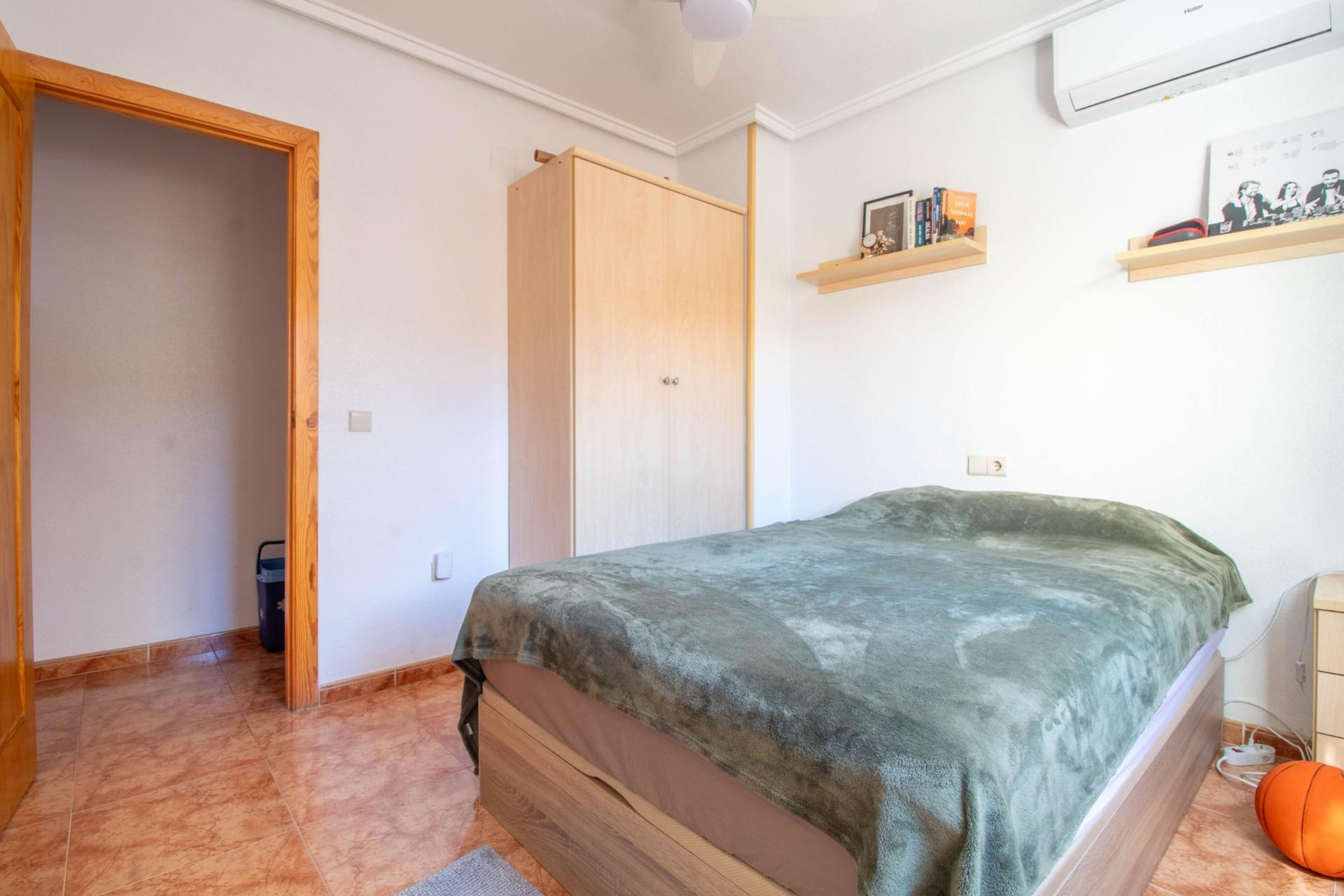 Resale - Apartment  - Torrevieja - Centro