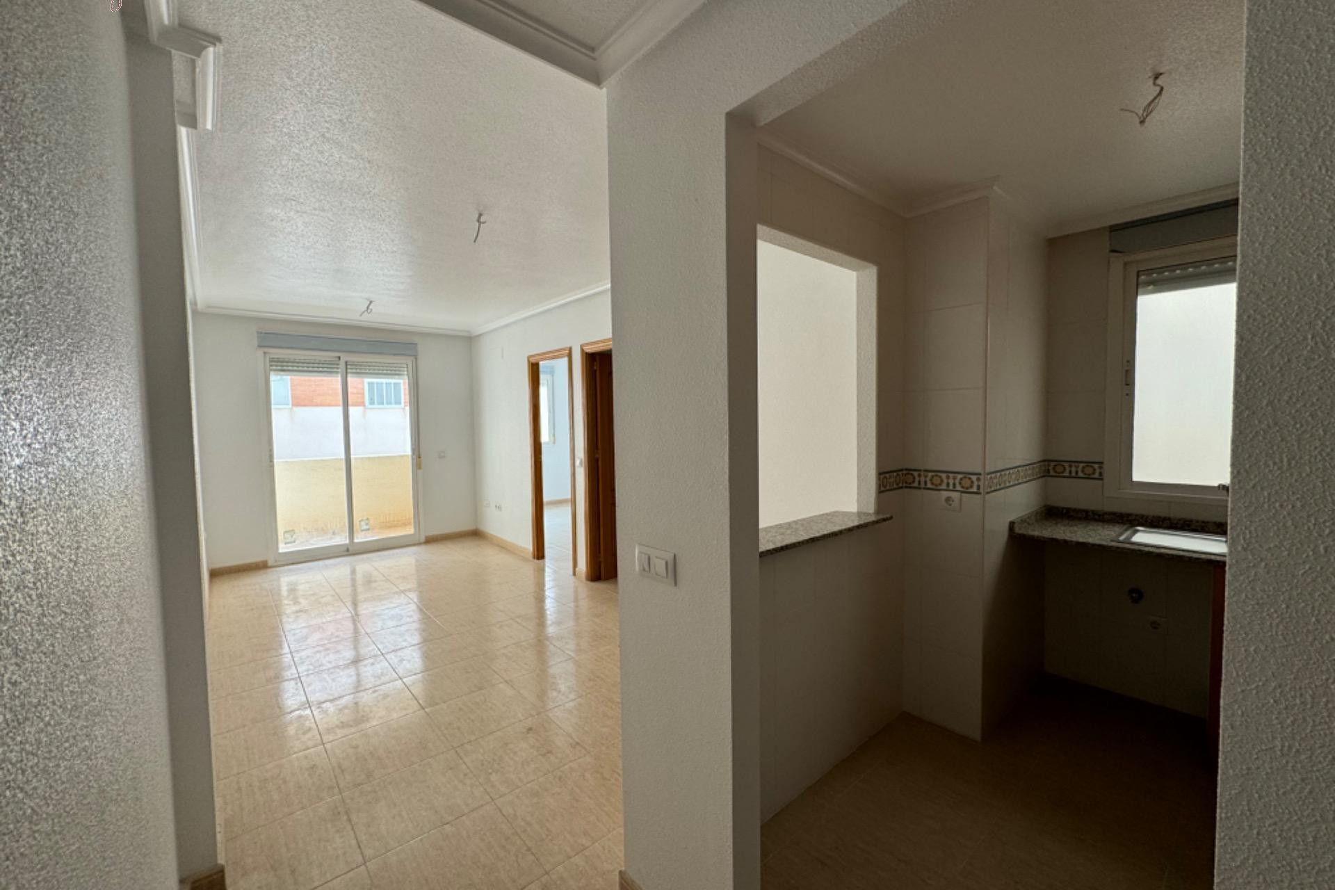 Resale - Apartment  - Torrevieja - Centro