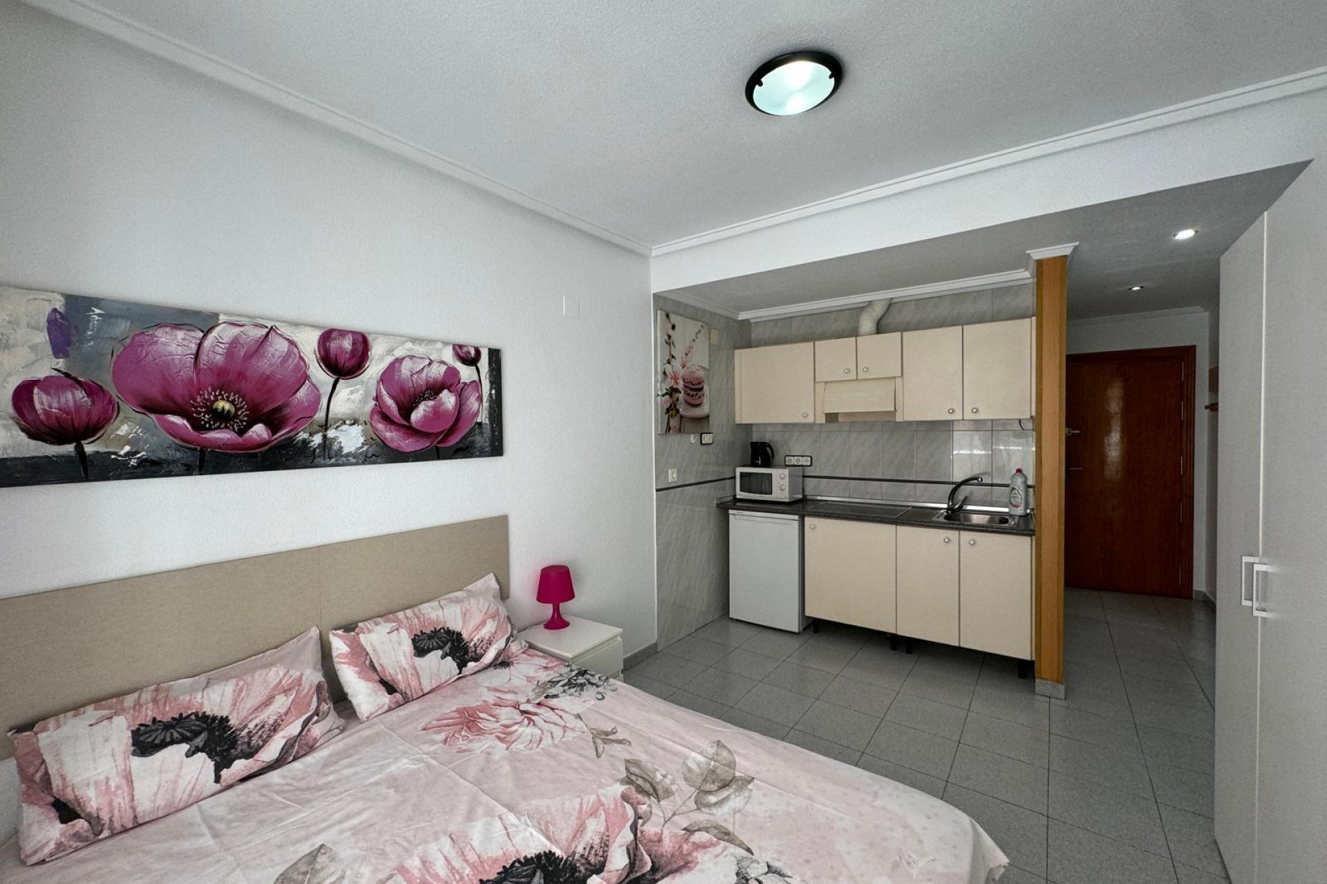 Resale - Apartment  - Torrevieja - Centro