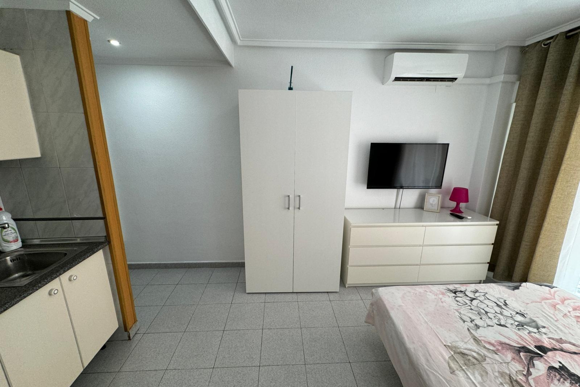 Resale - Apartment  - Torrevieja - Centro