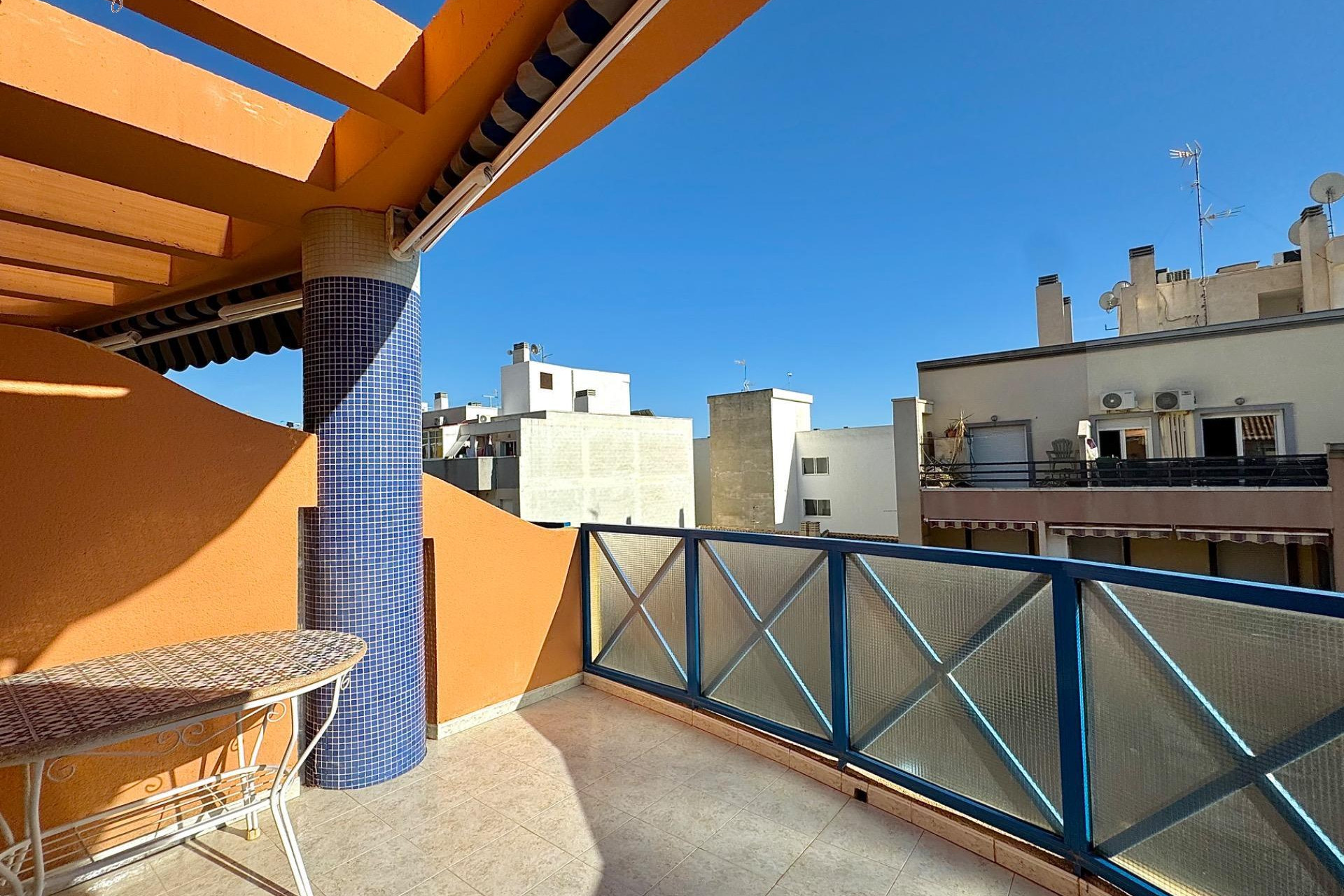 Resale - Apartment  - Torrevieja - Centro