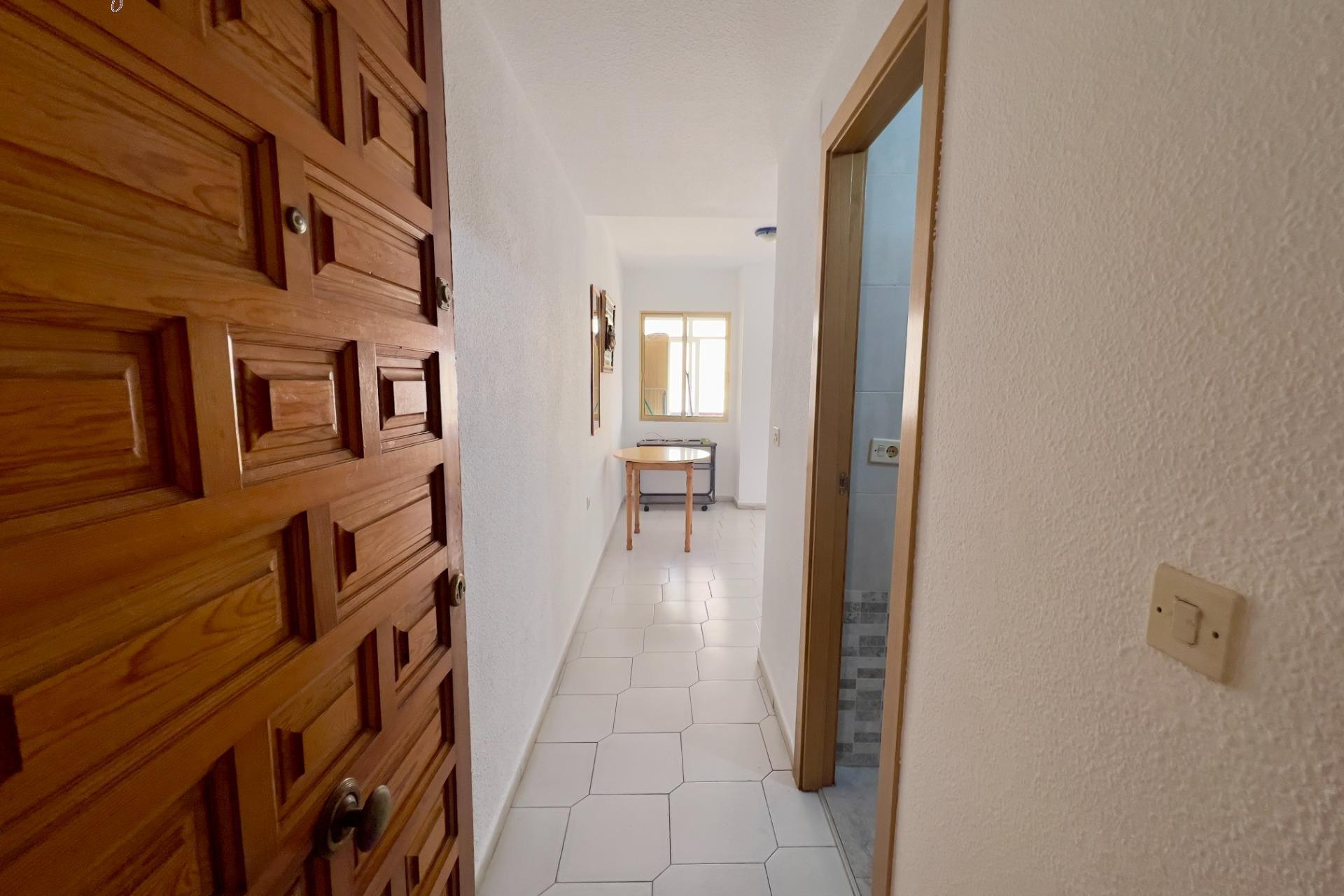 Resale - Apartment  - Torrevieja - Centro