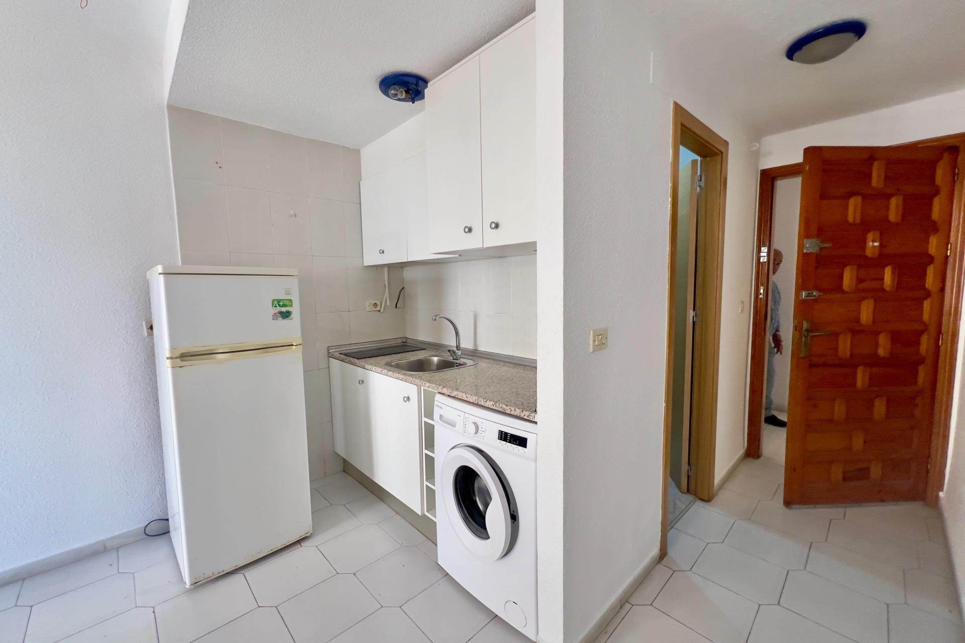 Resale - Apartment  - Torrevieja - Centro