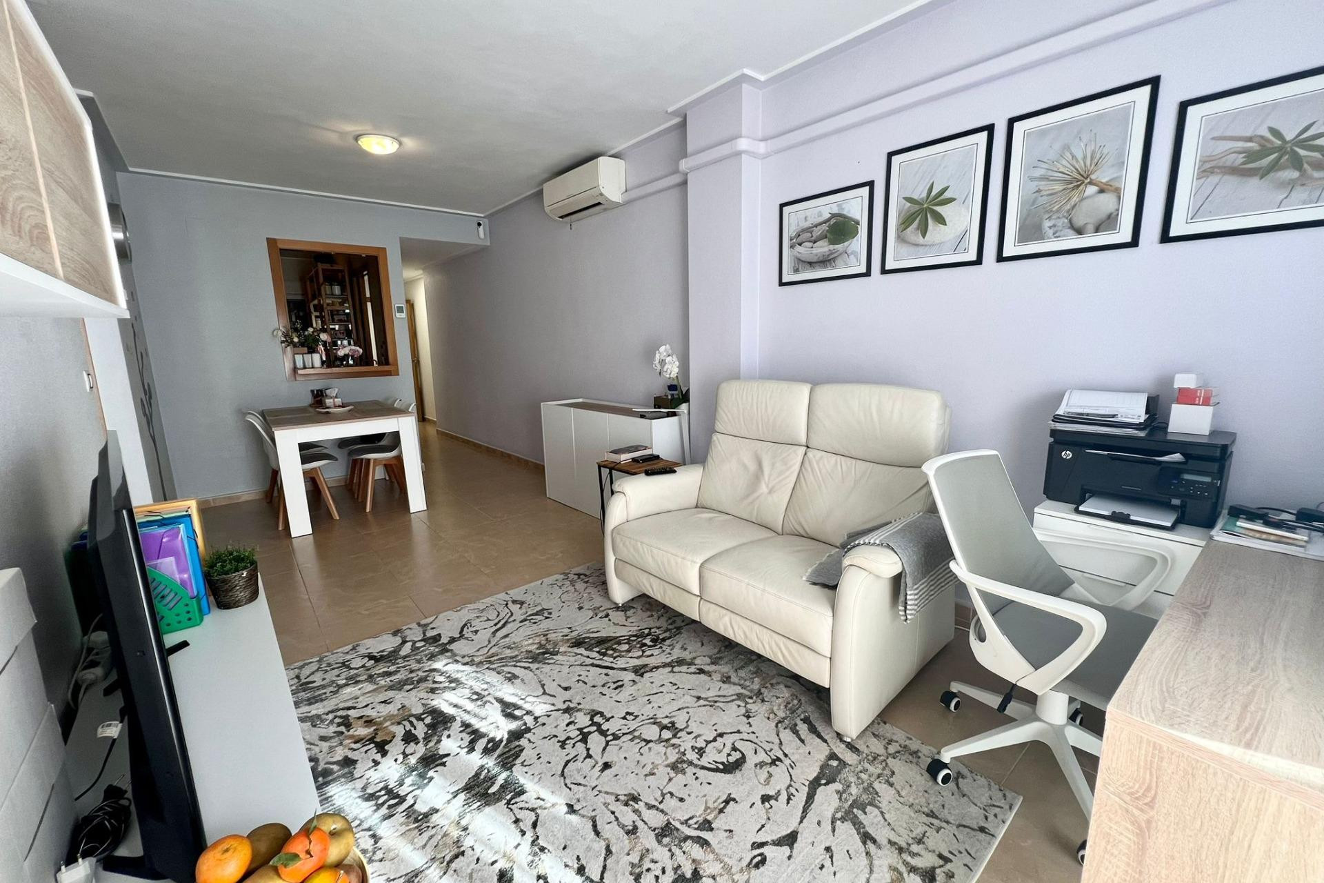 Resale - Apartment  - Torrevieja - Centro