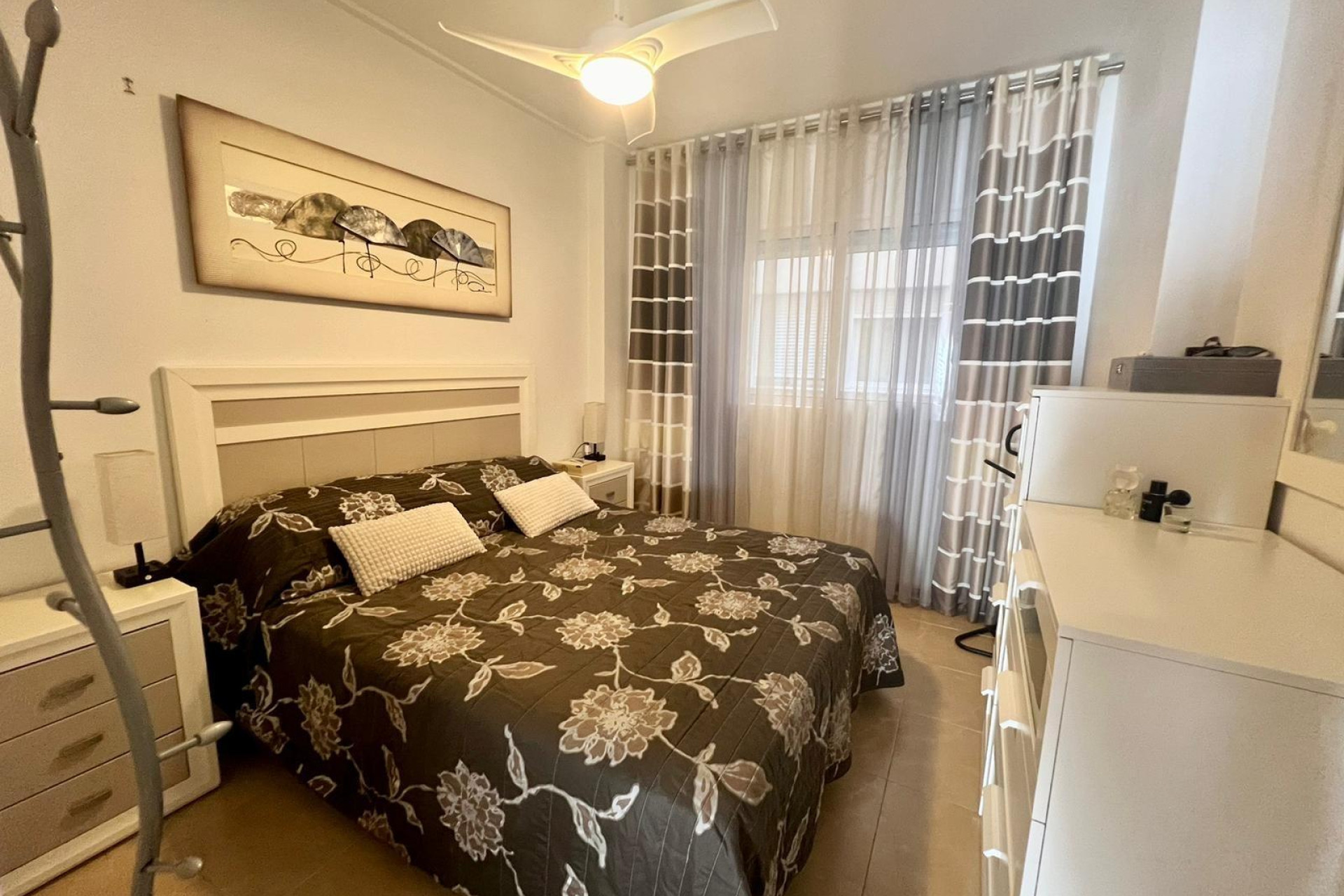 Resale - Apartment  - Torrevieja - Centro