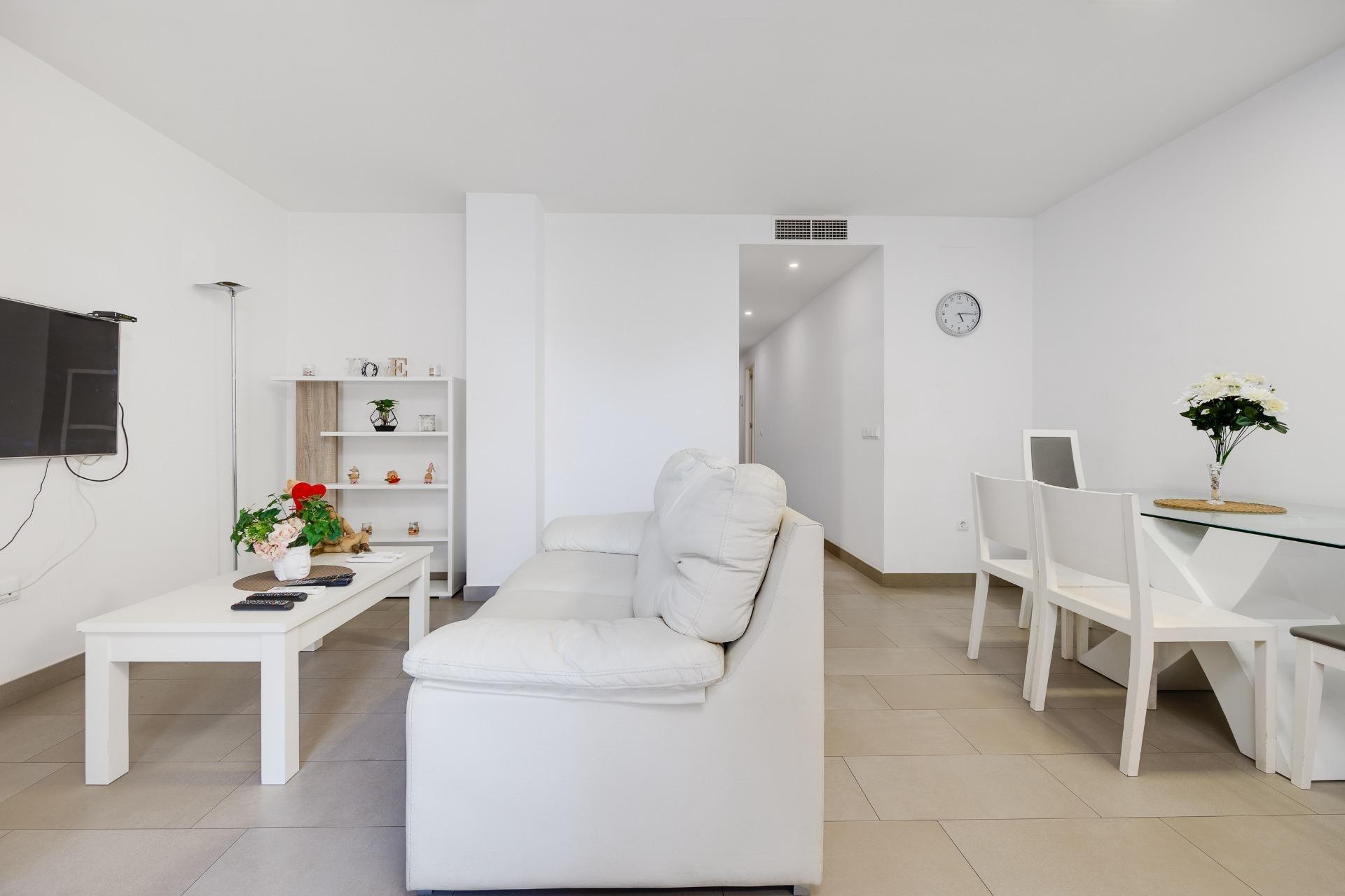 Resale - Apartment  - Torrevieja - Centro