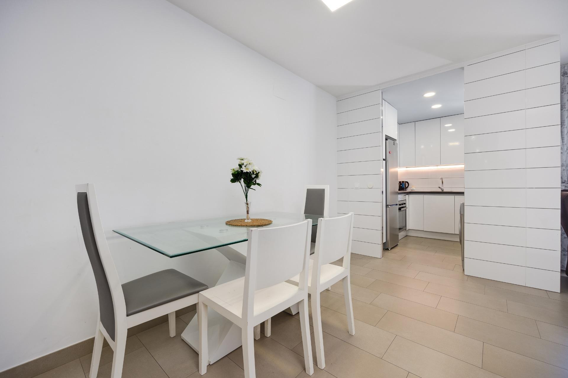 Resale - Apartment  - Torrevieja - Centro