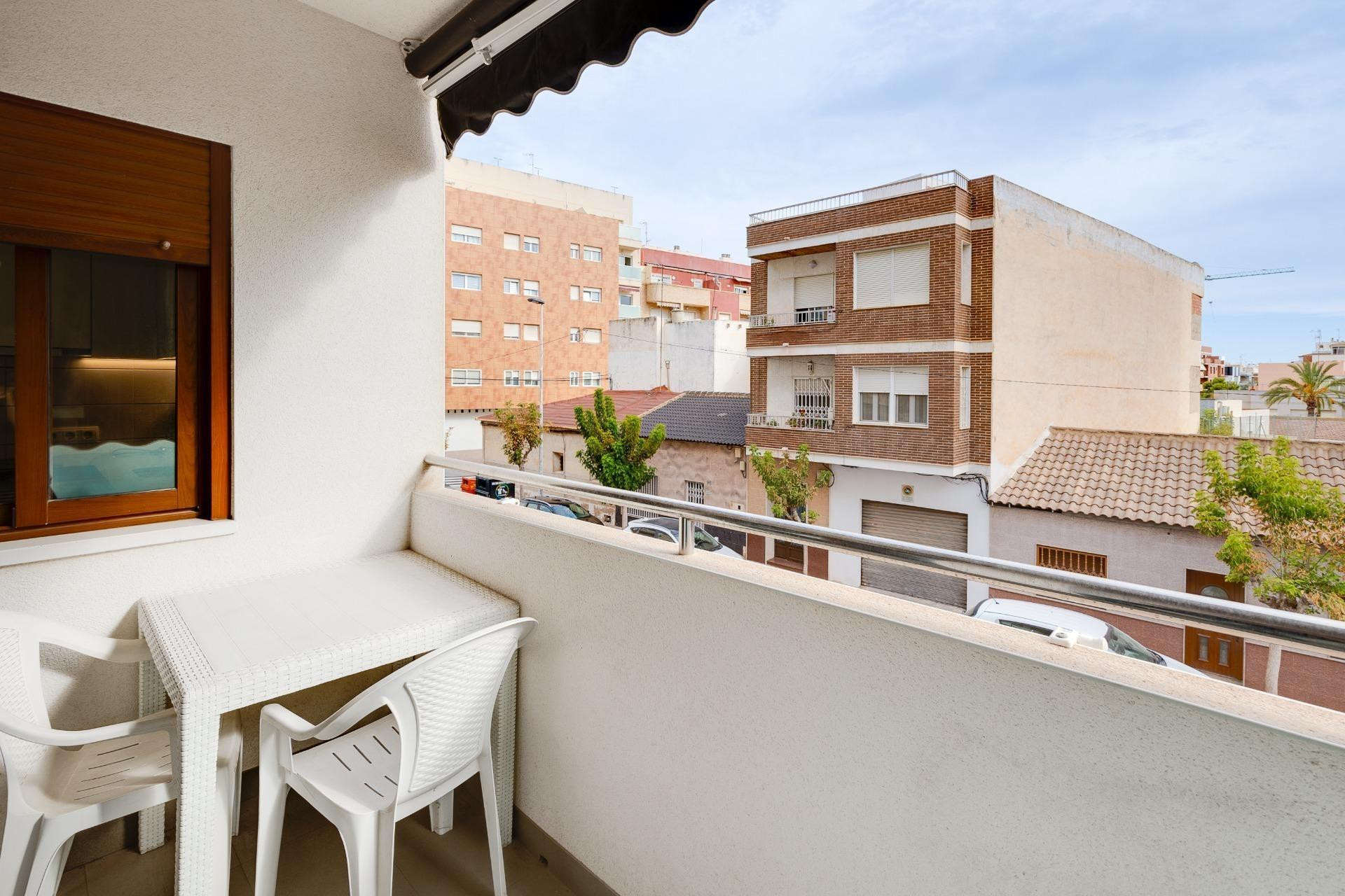 Resale - Apartment  - Torrevieja - Centro