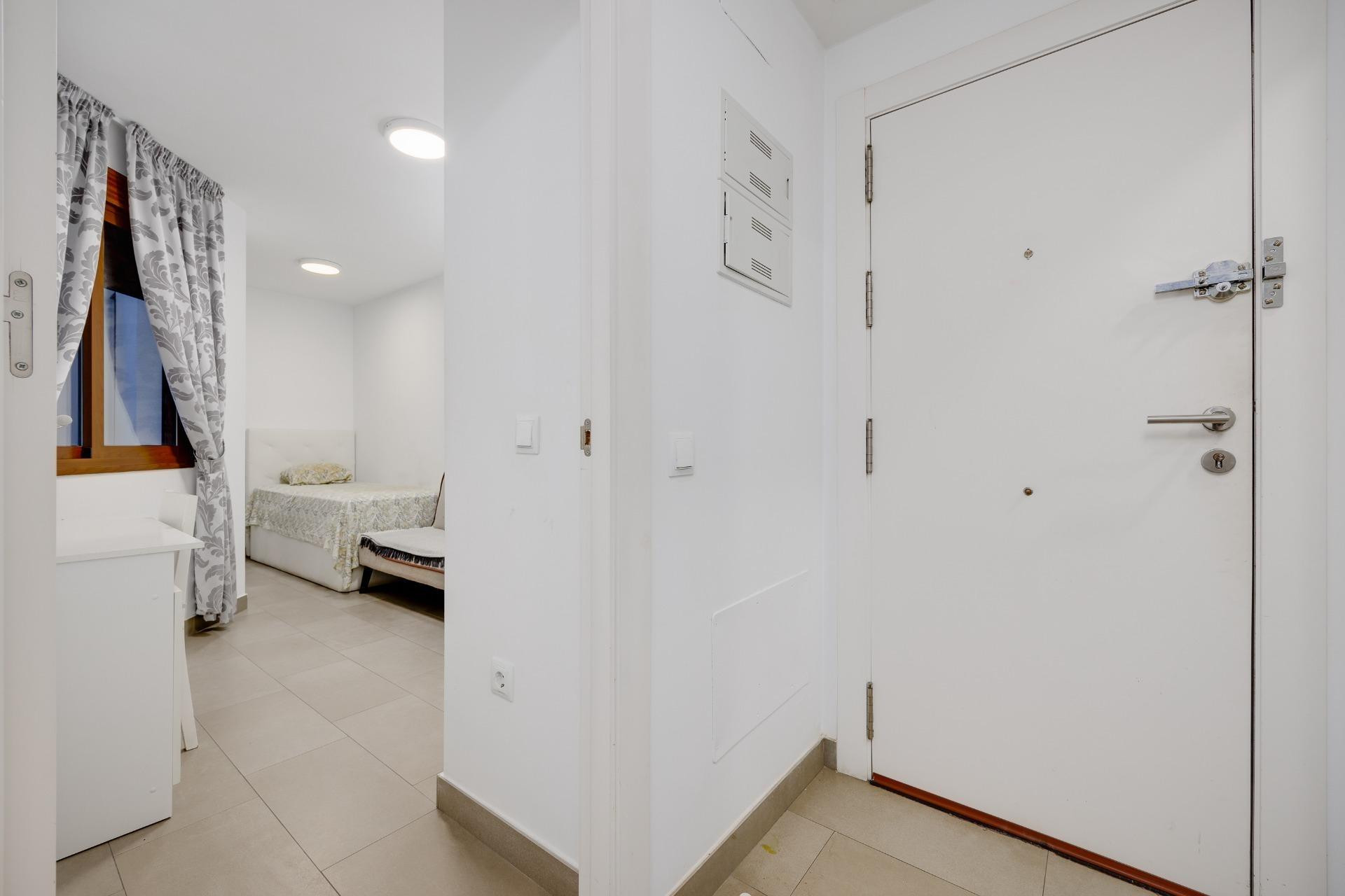 Resale - Apartment  - Torrevieja - Centro