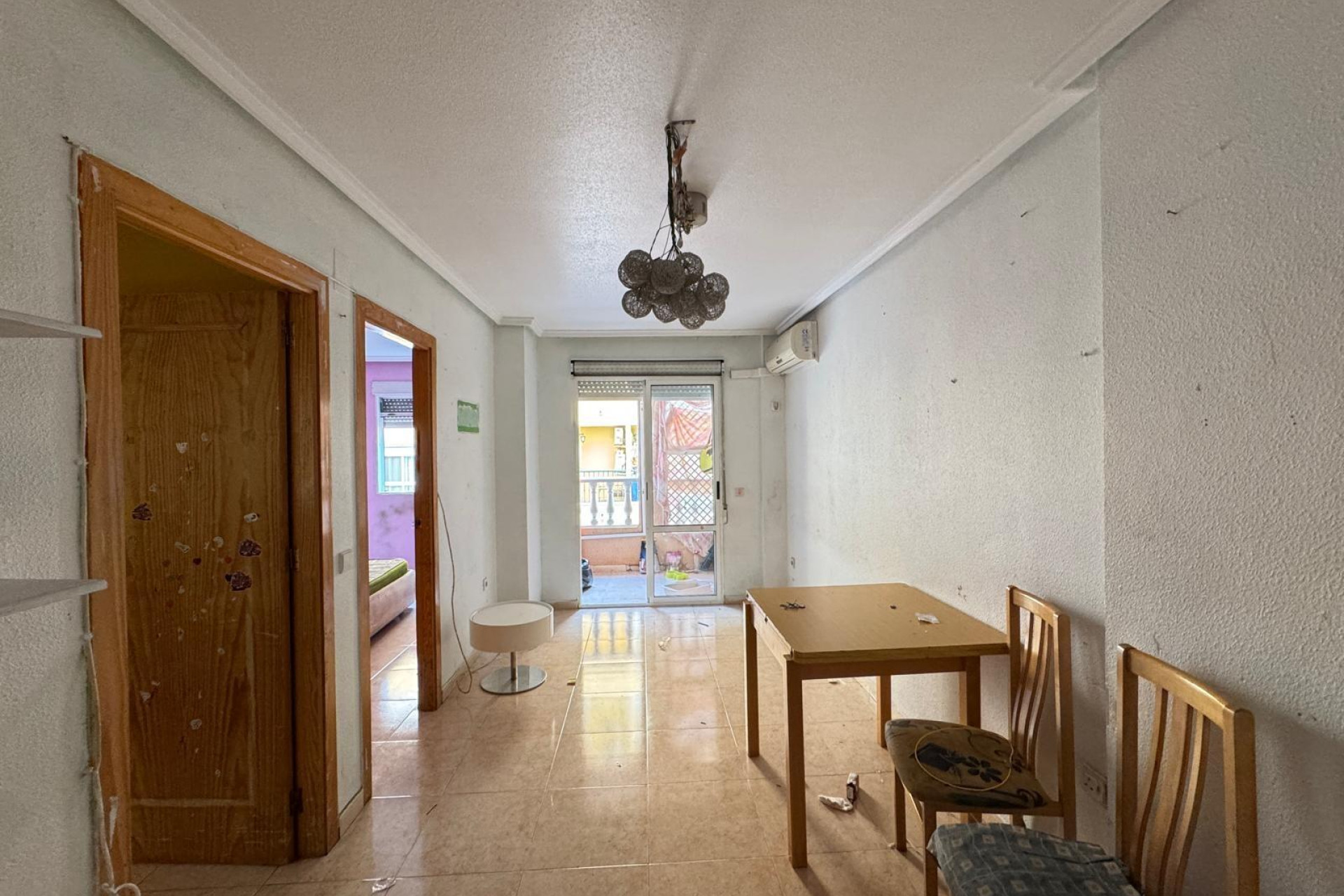 Resale - Apartment  - Torrevieja - Centro