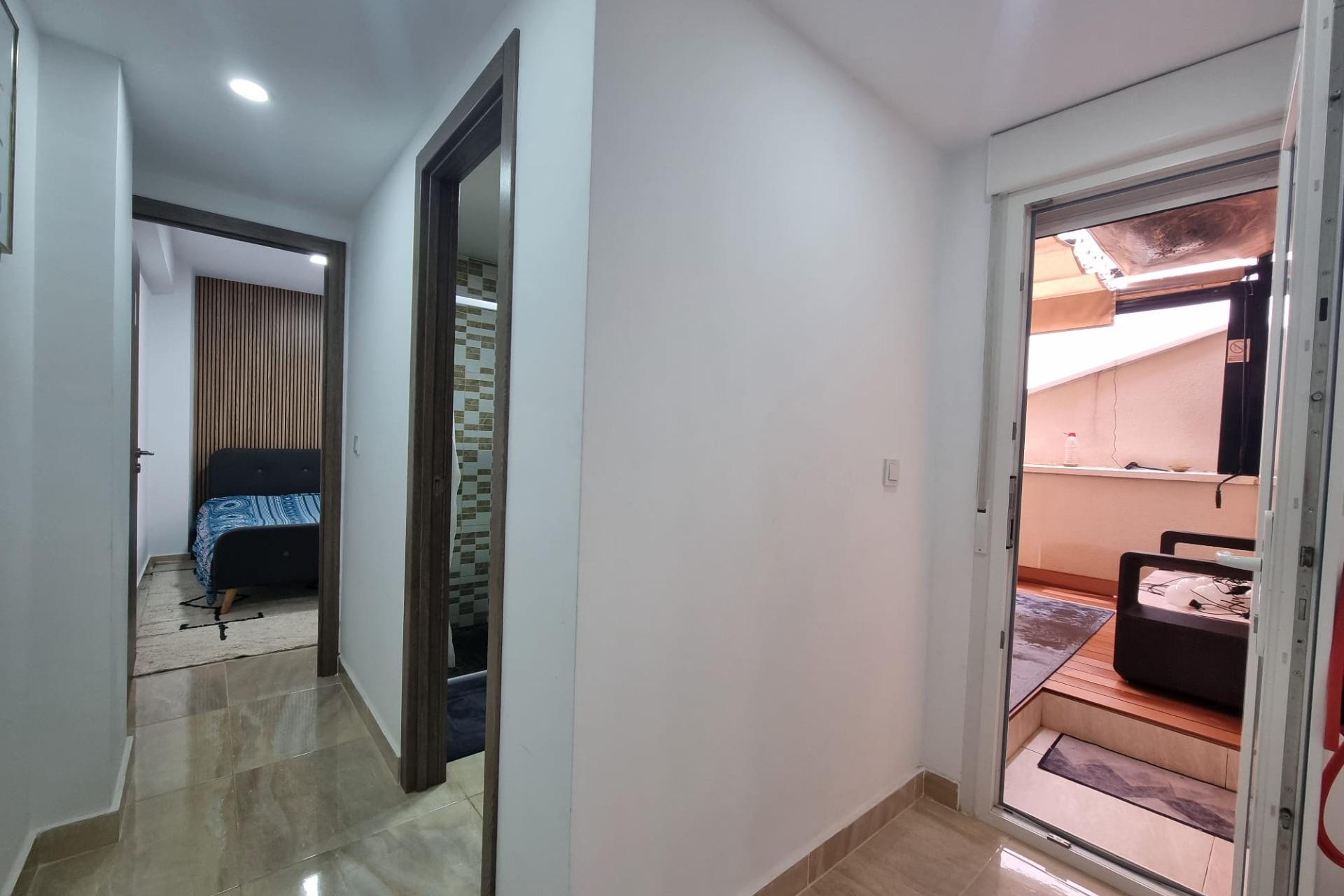 Resale - Apartment  - Torrevieja - Centro