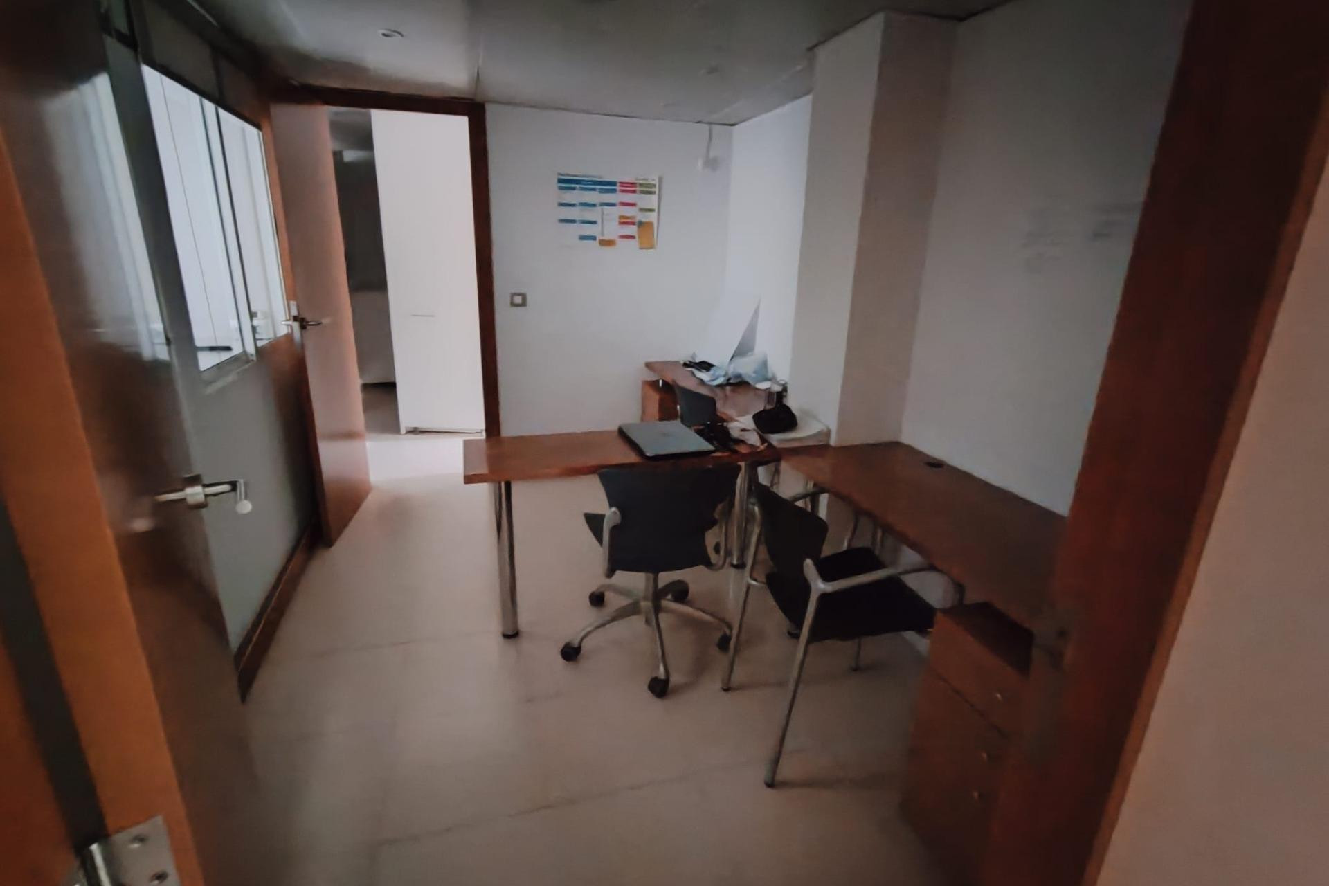 Resale - Apartment  - Torrevieja - Centro