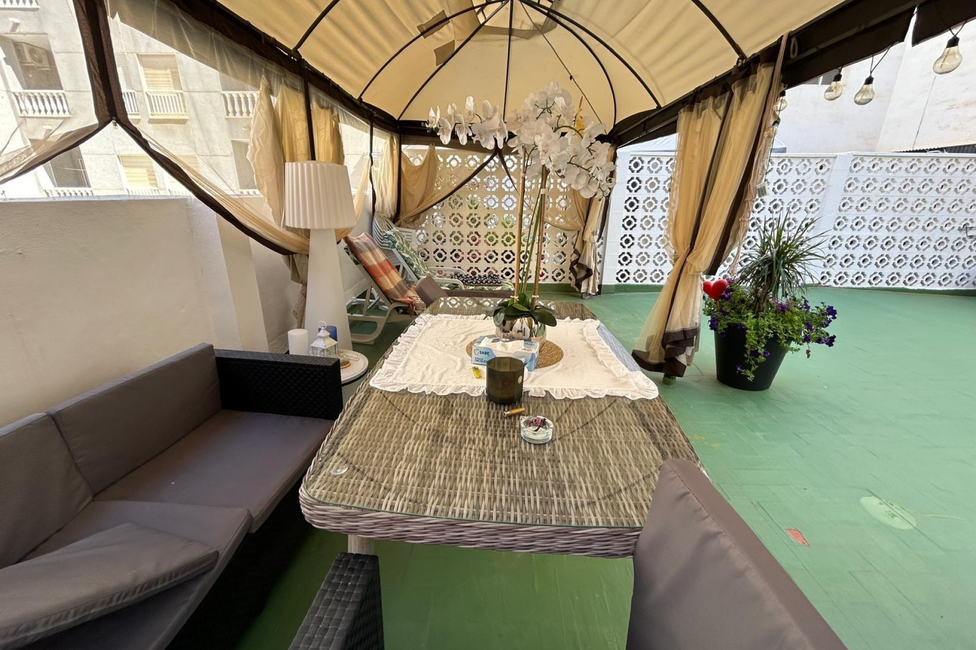 Resale - Apartment  - Torrevieja - Centro