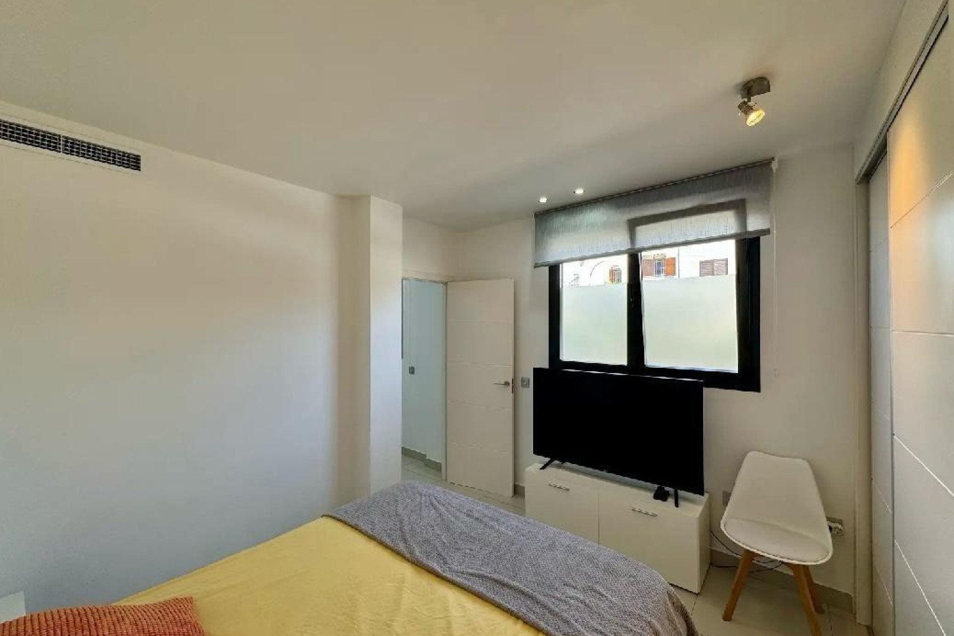 Resale - Apartment  - Torrevieja - Centro