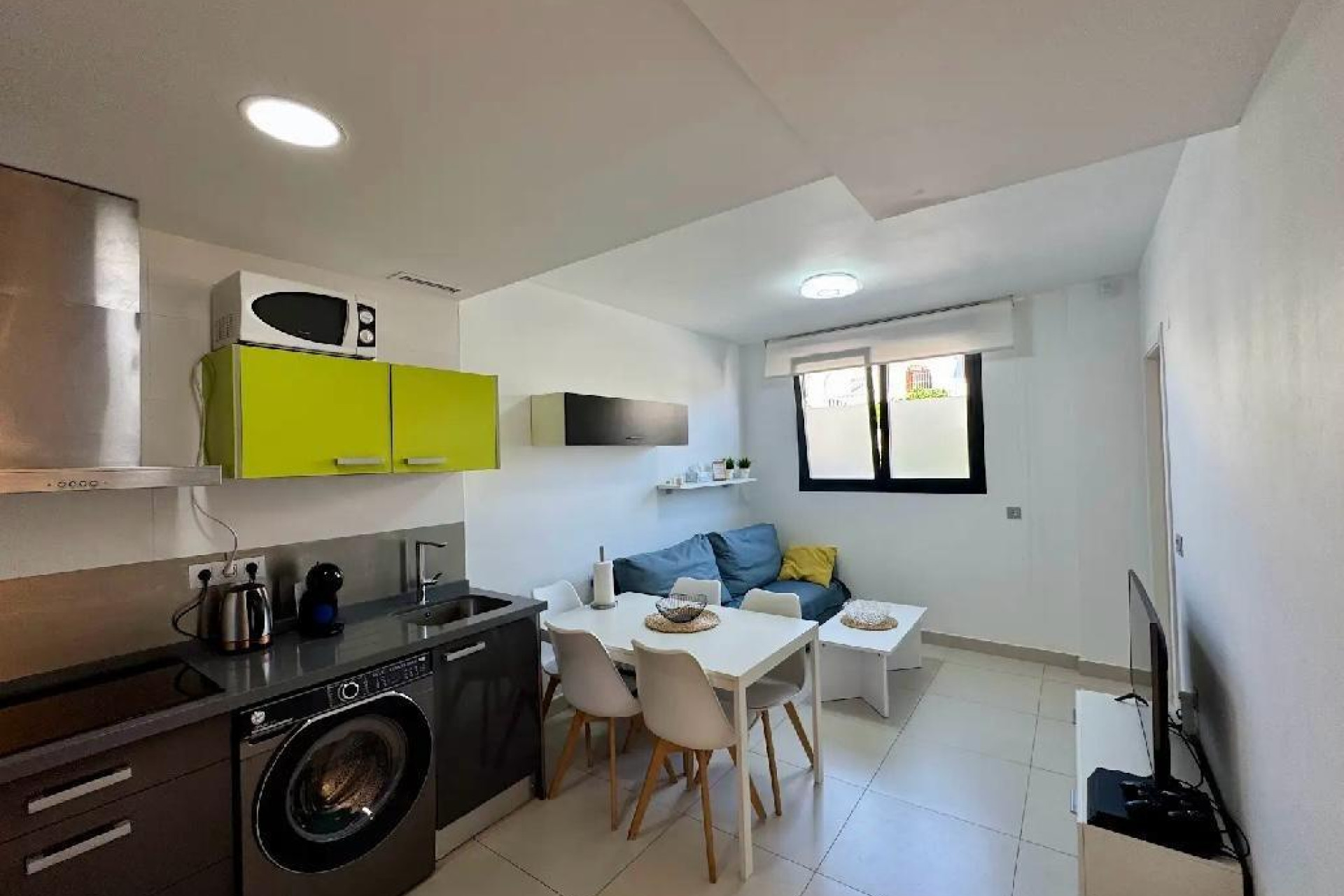 Resale - Apartment  - Torrevieja - Centro