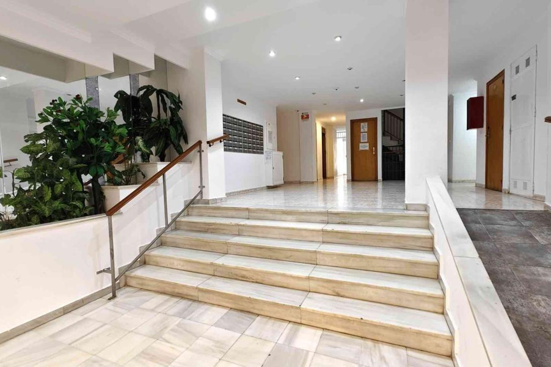 Resale - Apartment  - Torrevieja - Centro