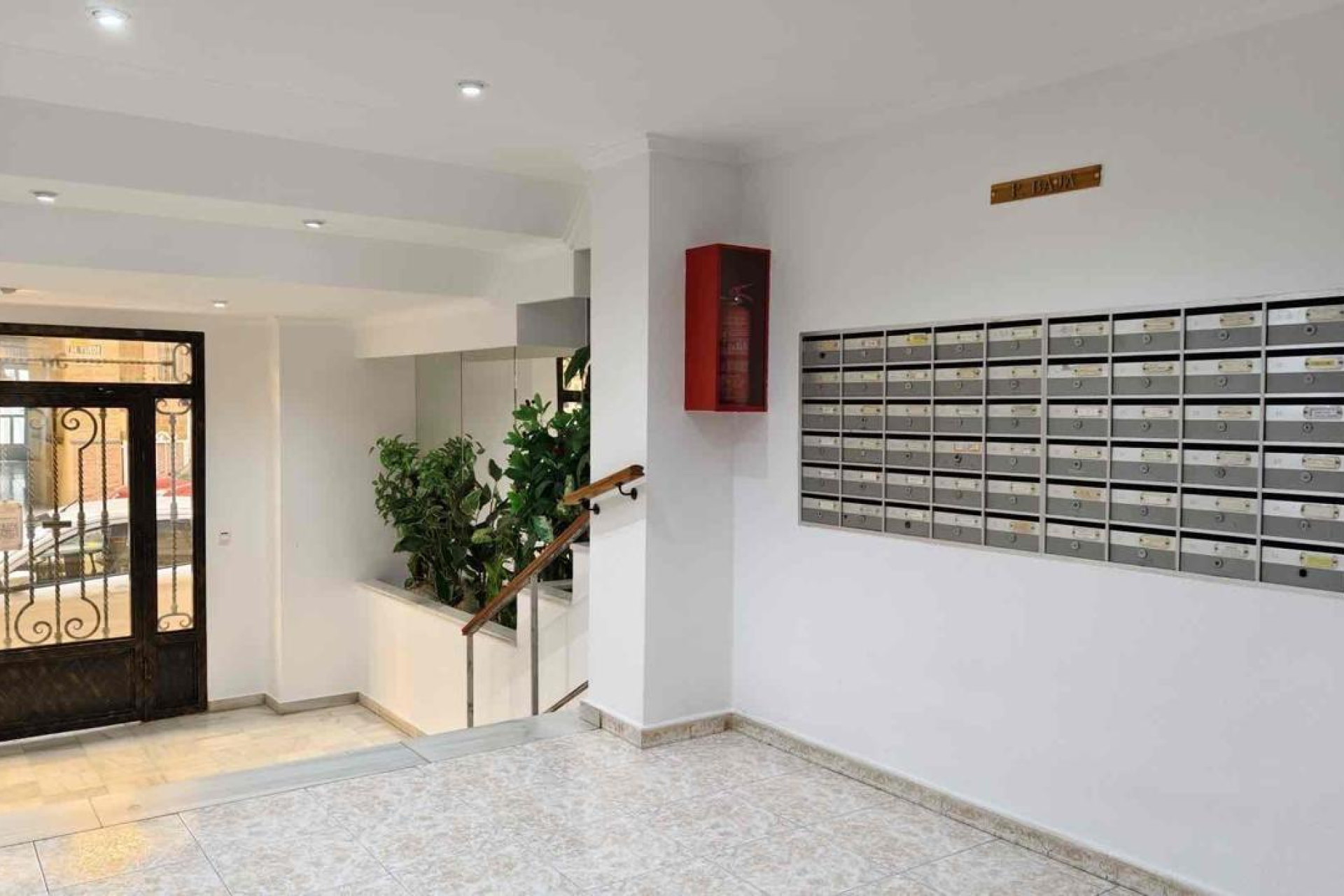 Resale - Apartment  - Torrevieja - Centro