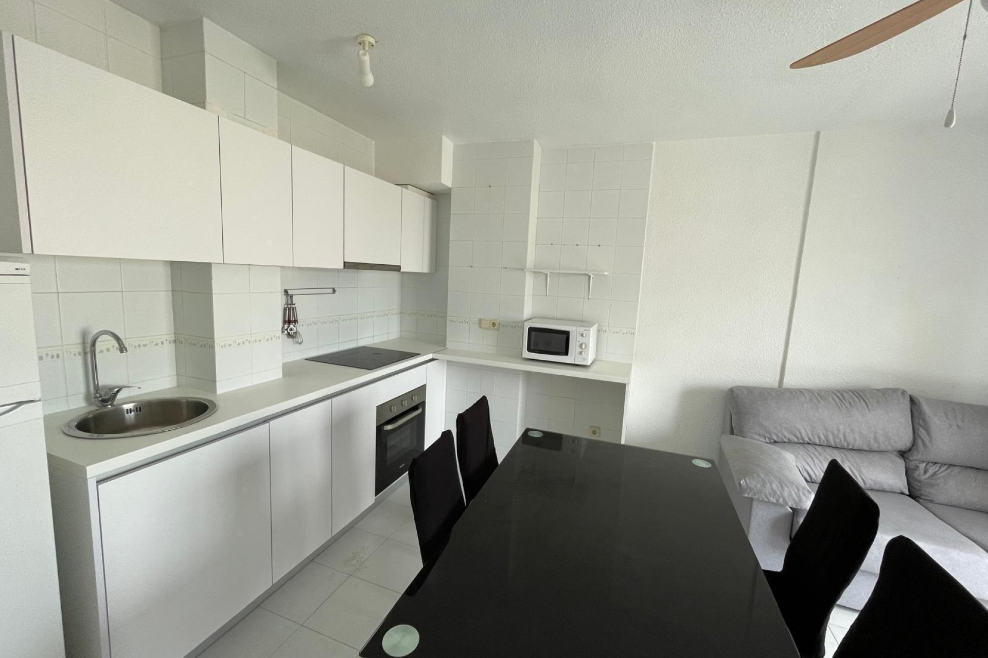 Resale - Apartment  - Torrevieja - Centro