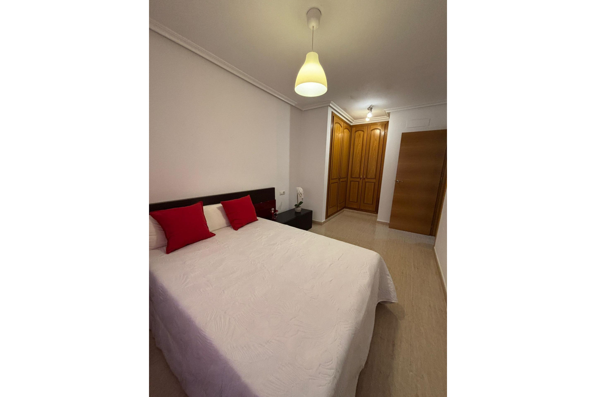 Resale - Apartment  - Torrevieja - Centro