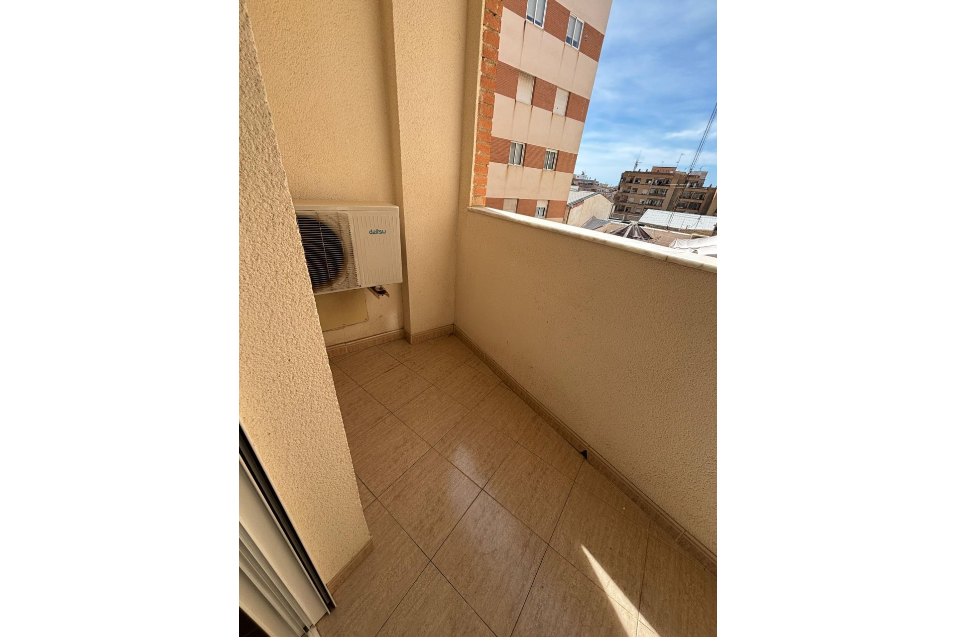 Resale - Apartment  - Torrevieja - Centro