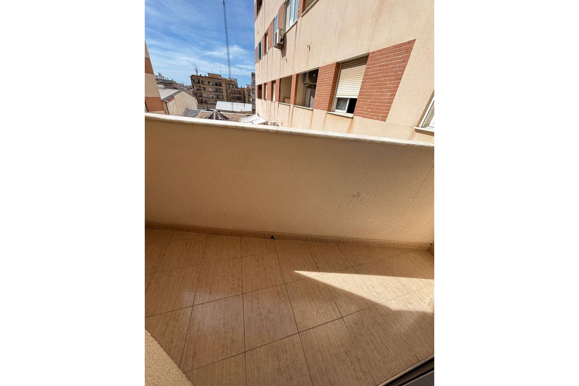 Resale - Apartment  - Torrevieja - Centro