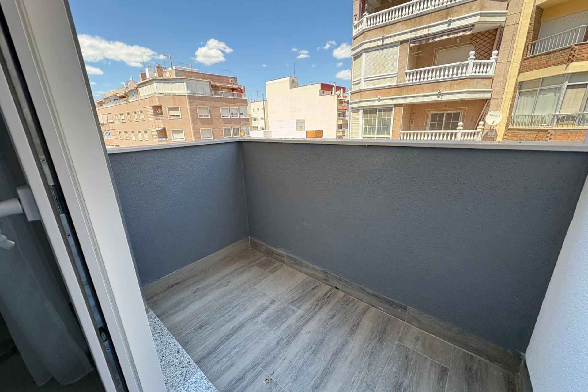 Resale - Apartment  - Torrevieja - Centro