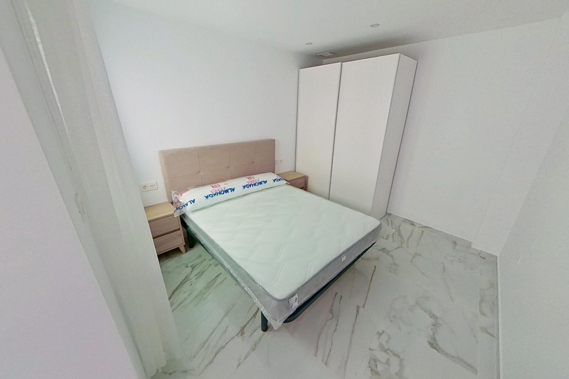 Resale - Apartment  - Torrevieja - Centro