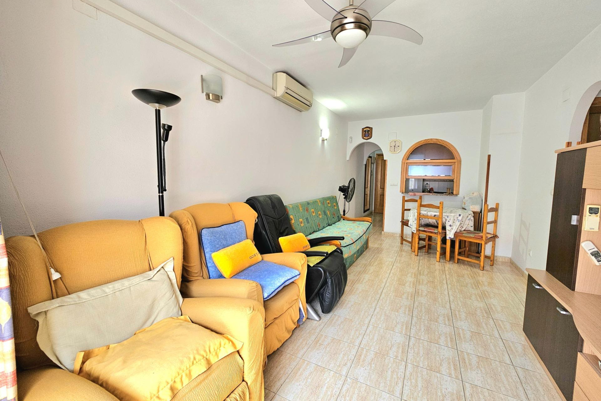 Resale - Apartment  - Torrevieja - Centro