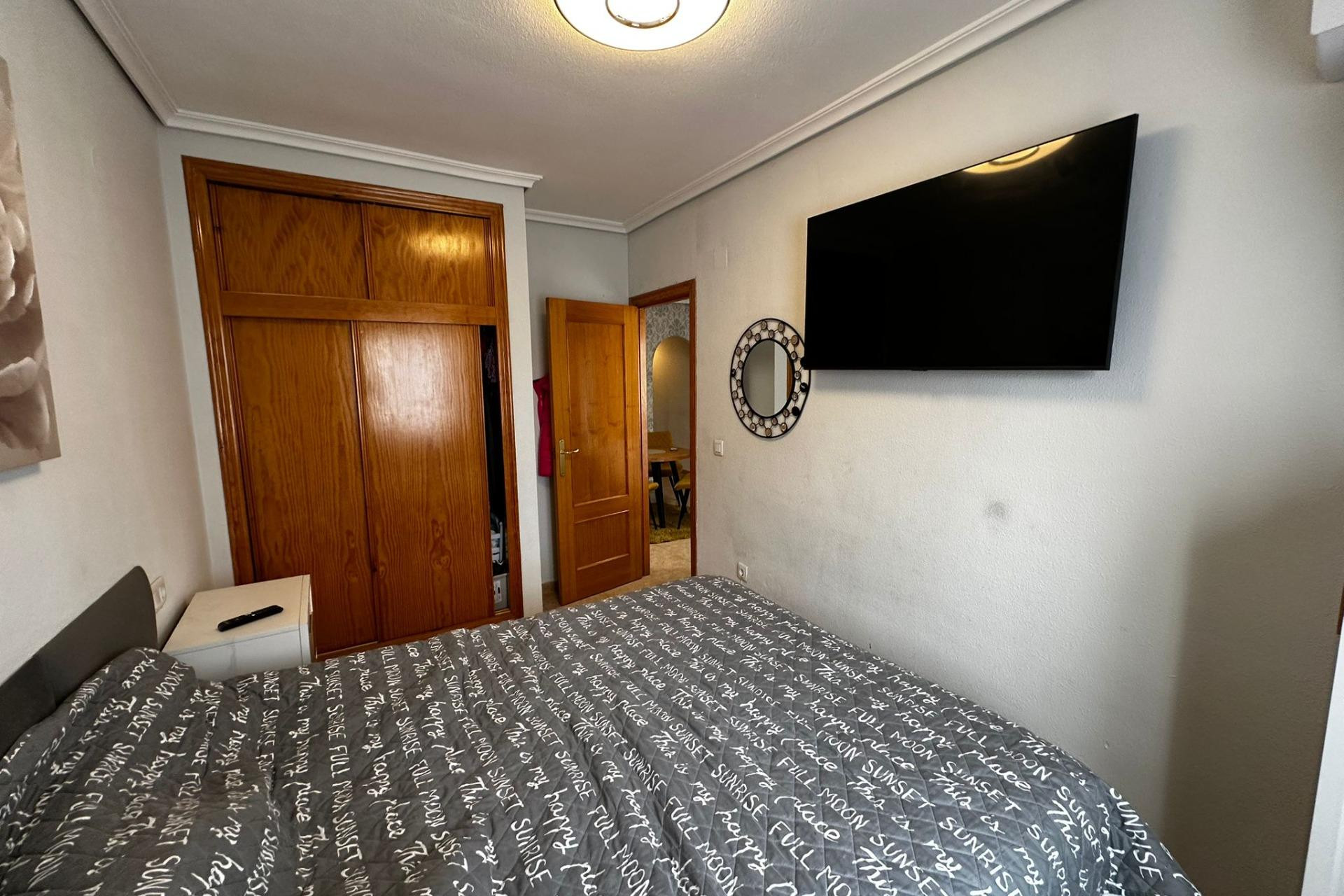 Resale - Apartment  - Torrevieja - Centro