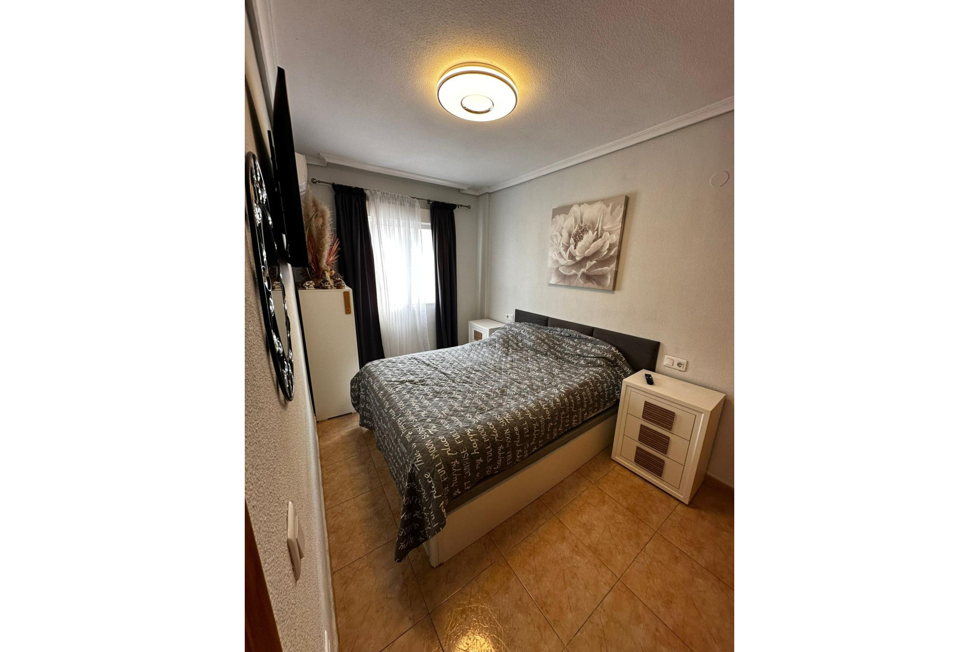 Resale - Apartment  - Torrevieja - Centro