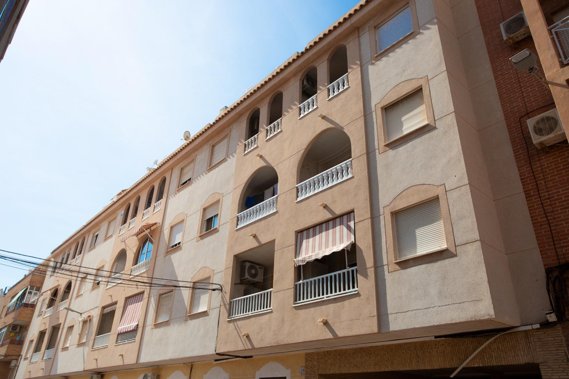 Resale - Apartment  - Torrevieja - Centro